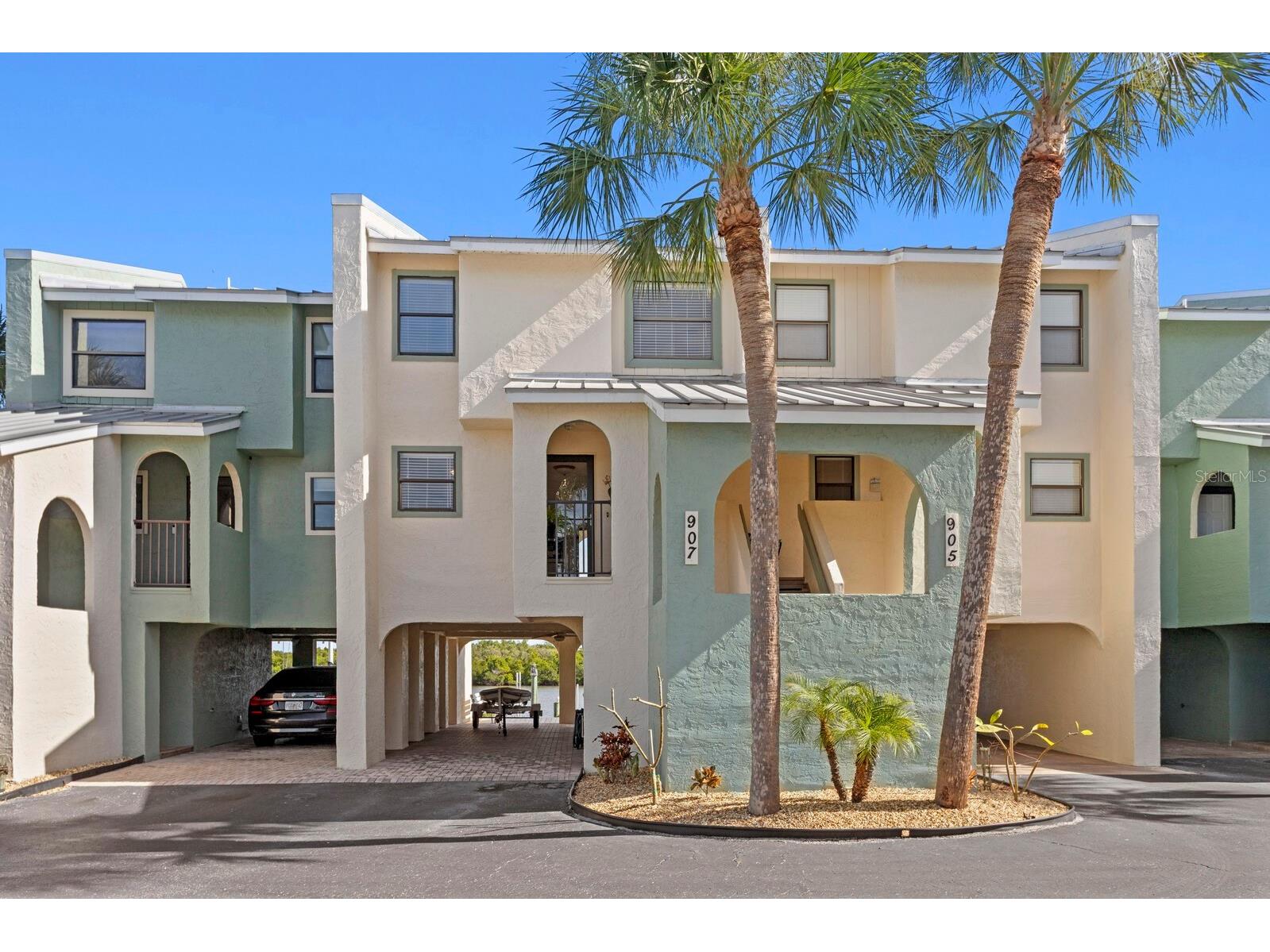 907 Bahia Del Sol Drive #907 Ruskin FL 33570 A4675337 image2
