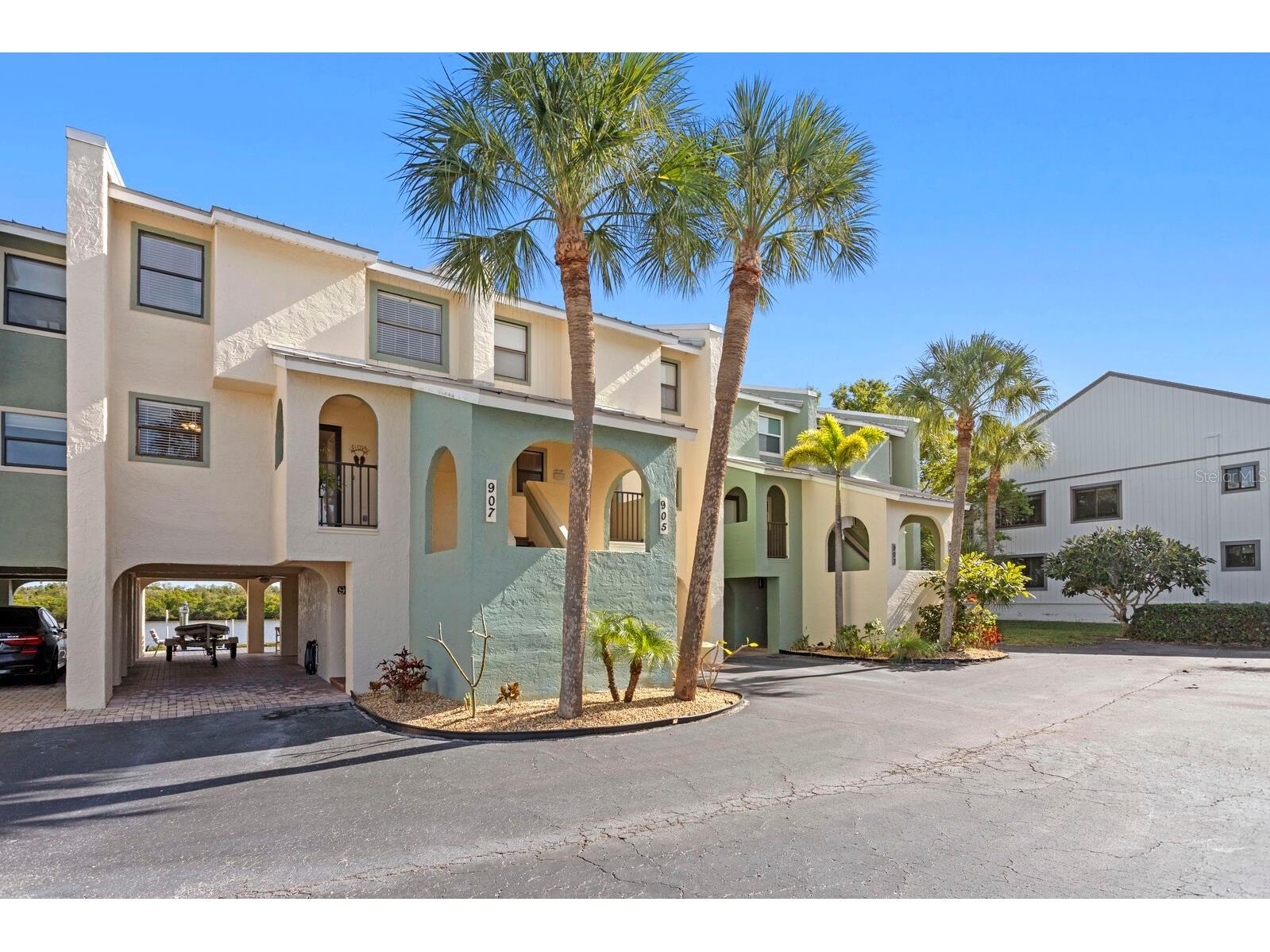 907 Bahia Del Sol Drive #907 Ruskin FL 33570 A4675337 image3