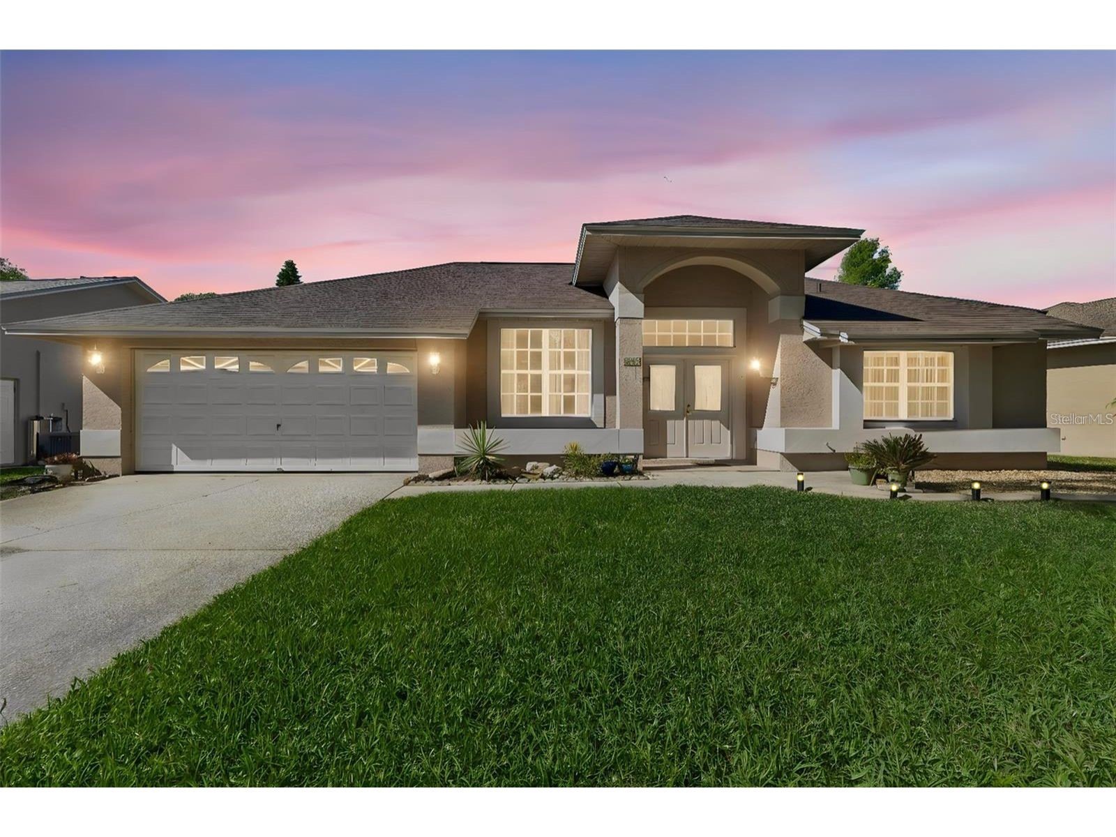 907 Brittany Park Boulevard Tarpon Springs FL 34689 W7885356 image1