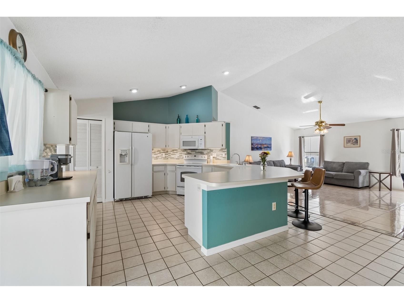 907 Brittany Park Boulevard Tarpon Springs FL 34689 W7885356 image17