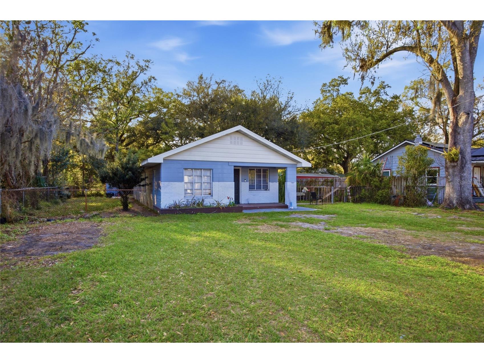 907 Center Street Plant City FL 33563 TB8484663 image2