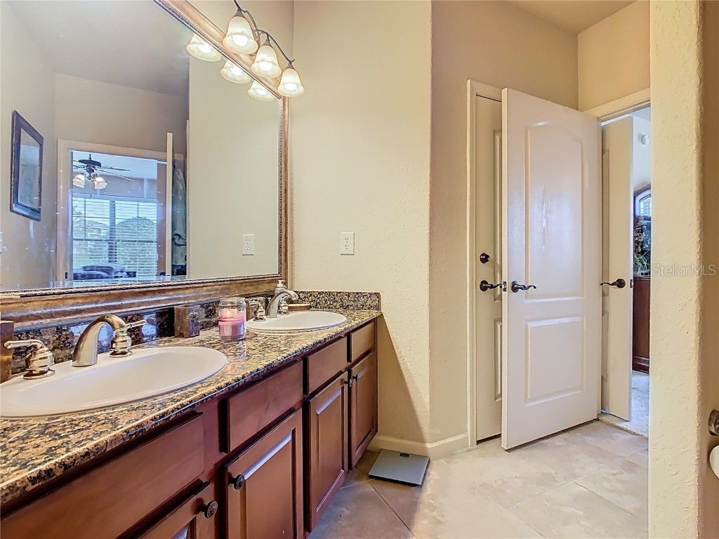 907 Charo Parkway #911 Davenport FL 33897 O6351085 image16