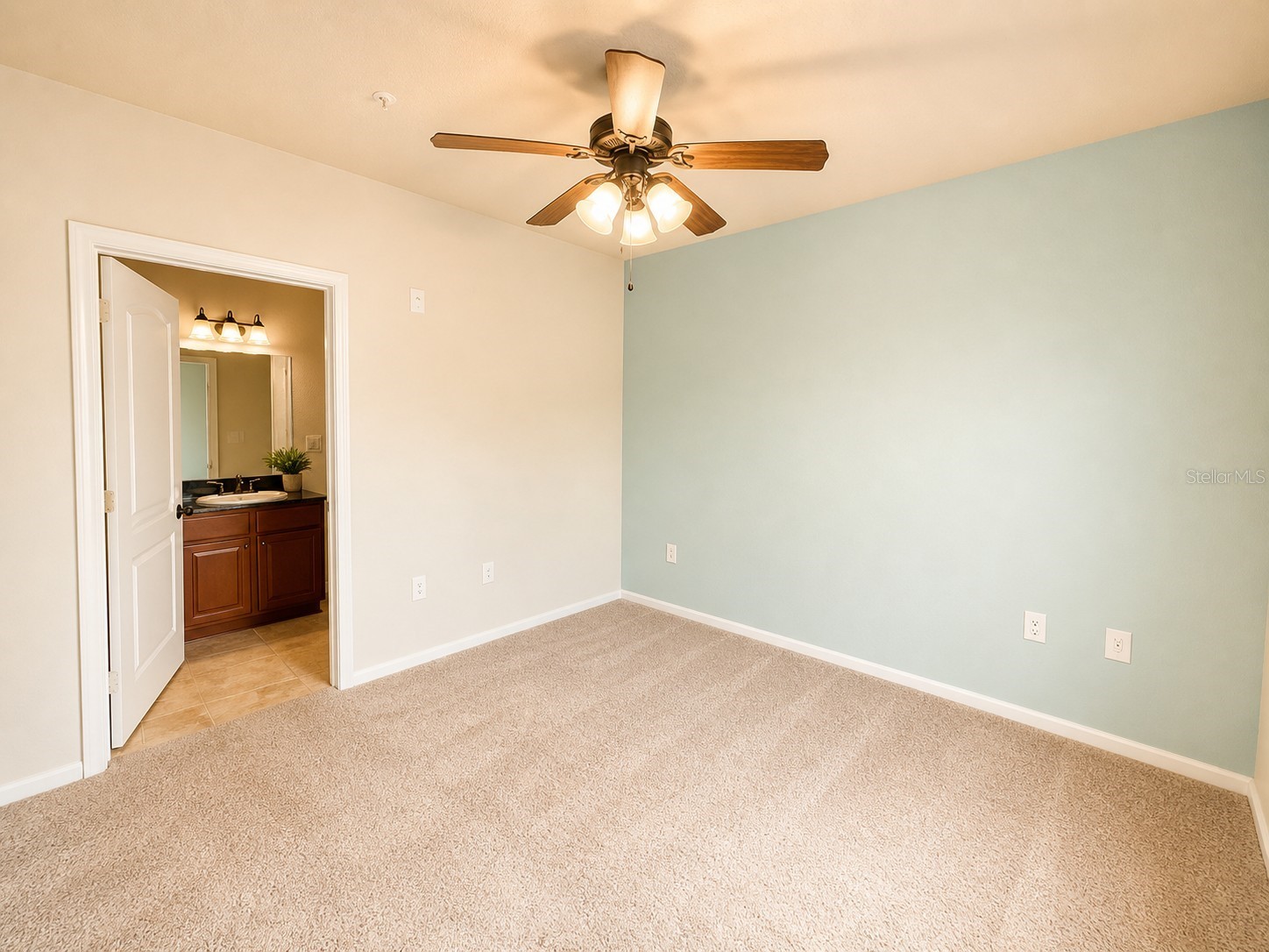907 Charo Parkway #915 Davenport FL 33897 S5148944 image8