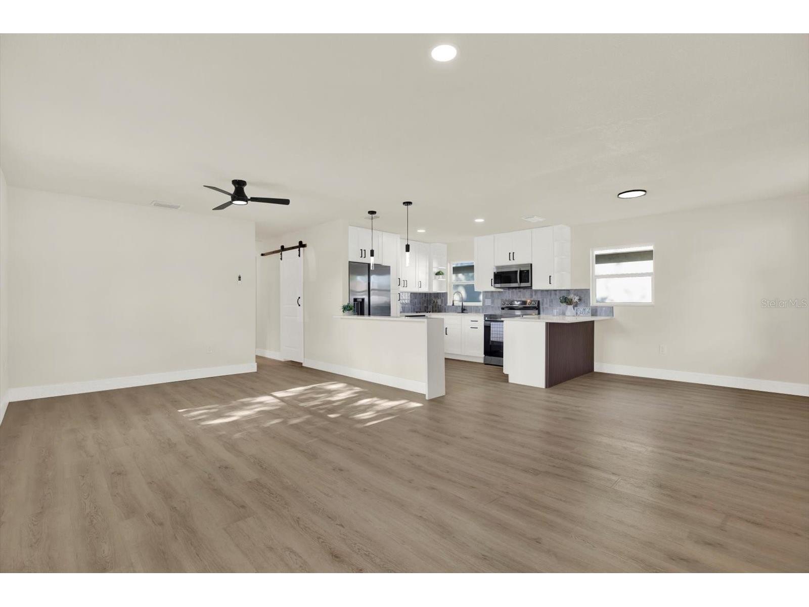 907 E Renfro Street Plant City FL 33563 TB8504755 image5