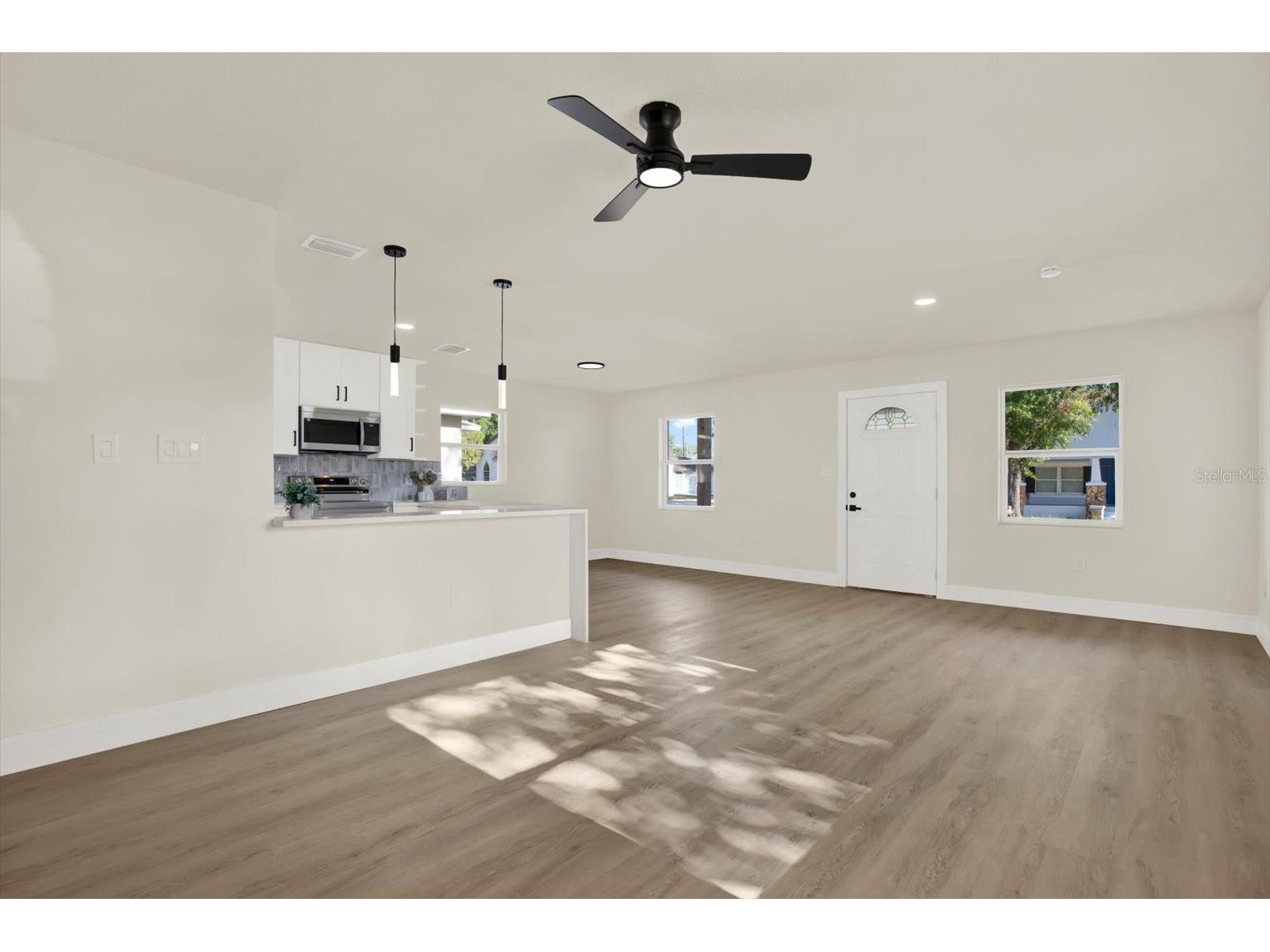 907 E Renfro Street Plant City FL 33563 TB8504755 image6