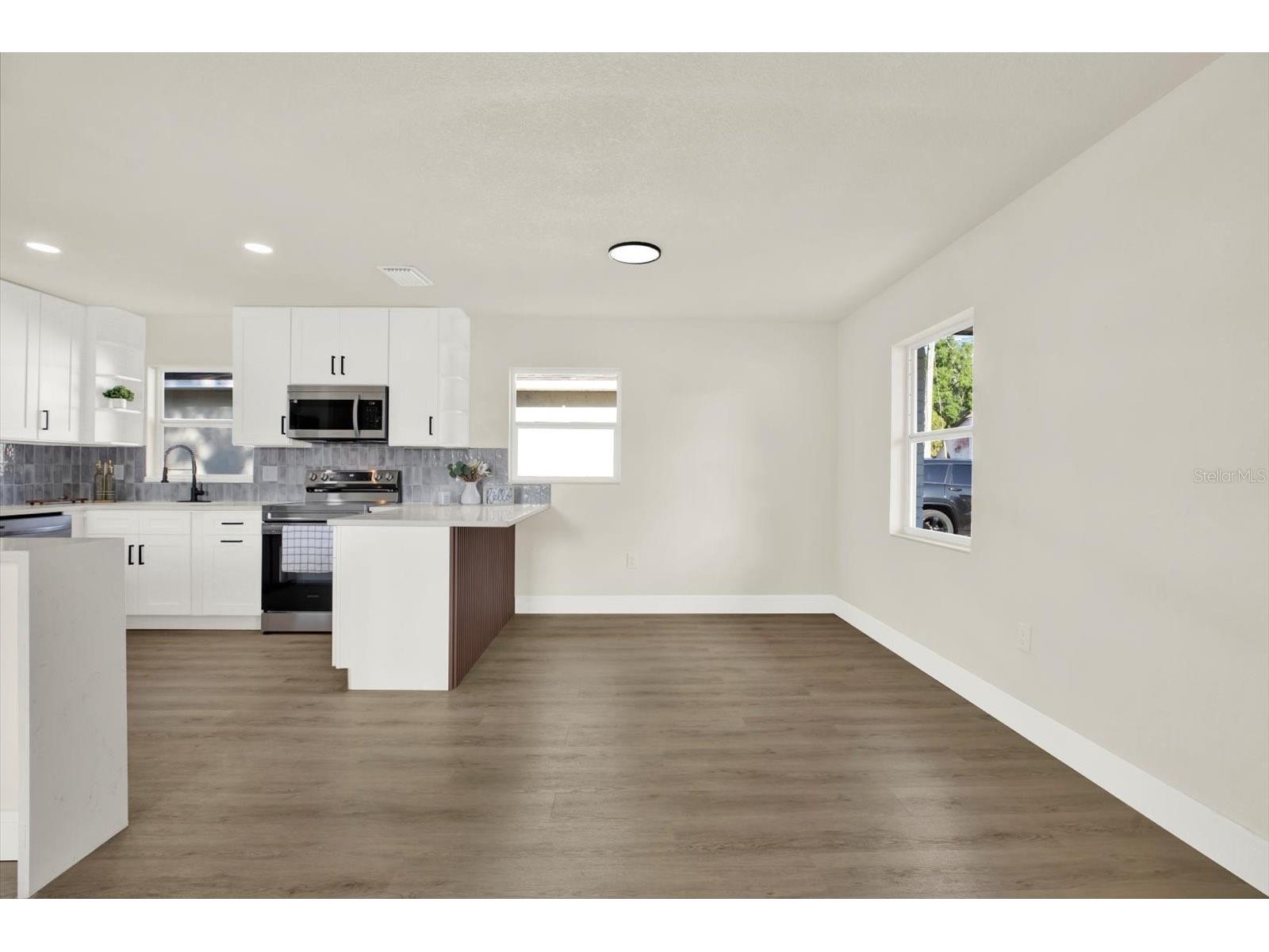 907 E Renfro Street Plant City FL 33563 TB8504755 image8
