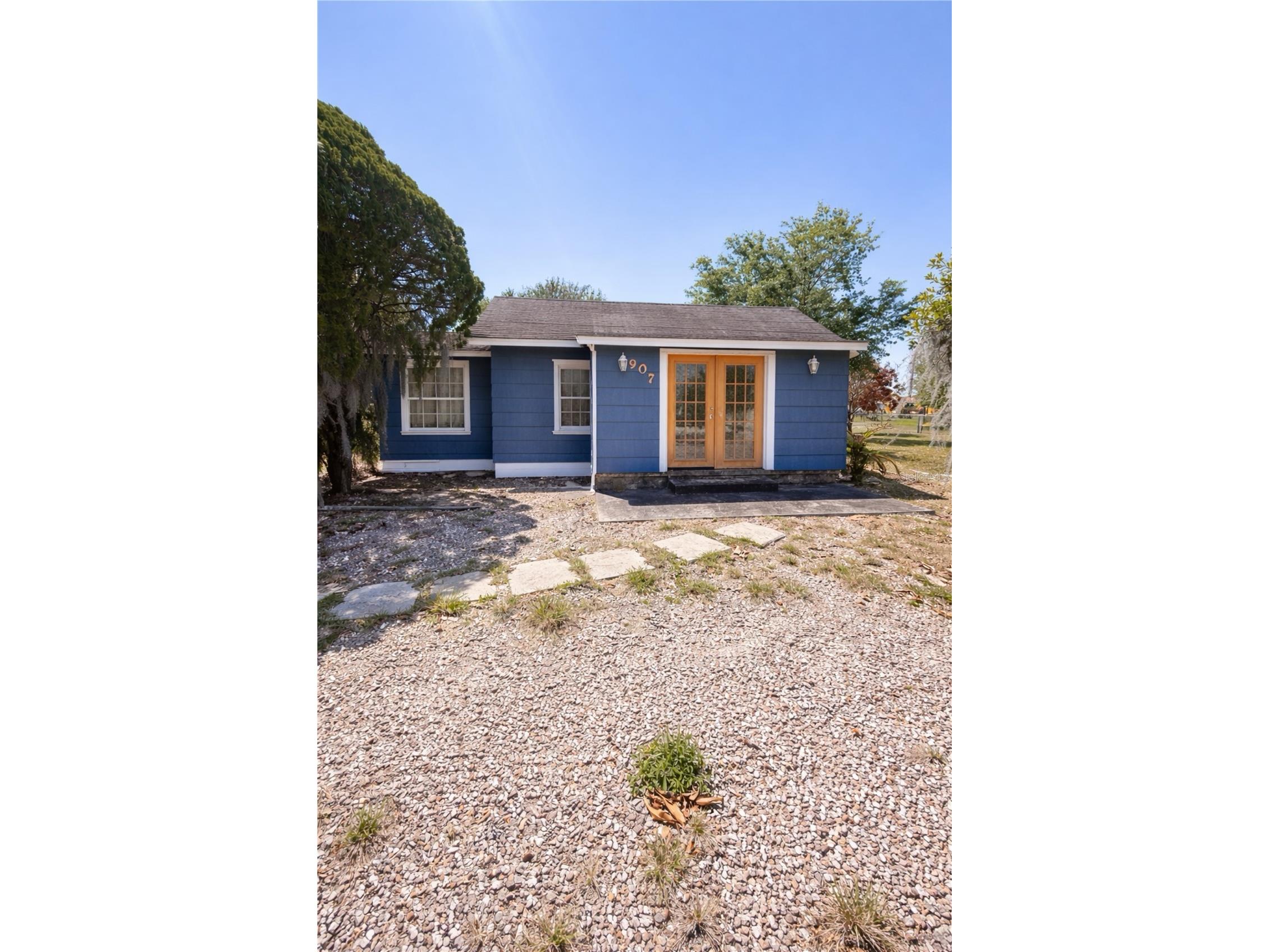907 Gwendolynn Street Avon Park FL 33825 W7884300 image1