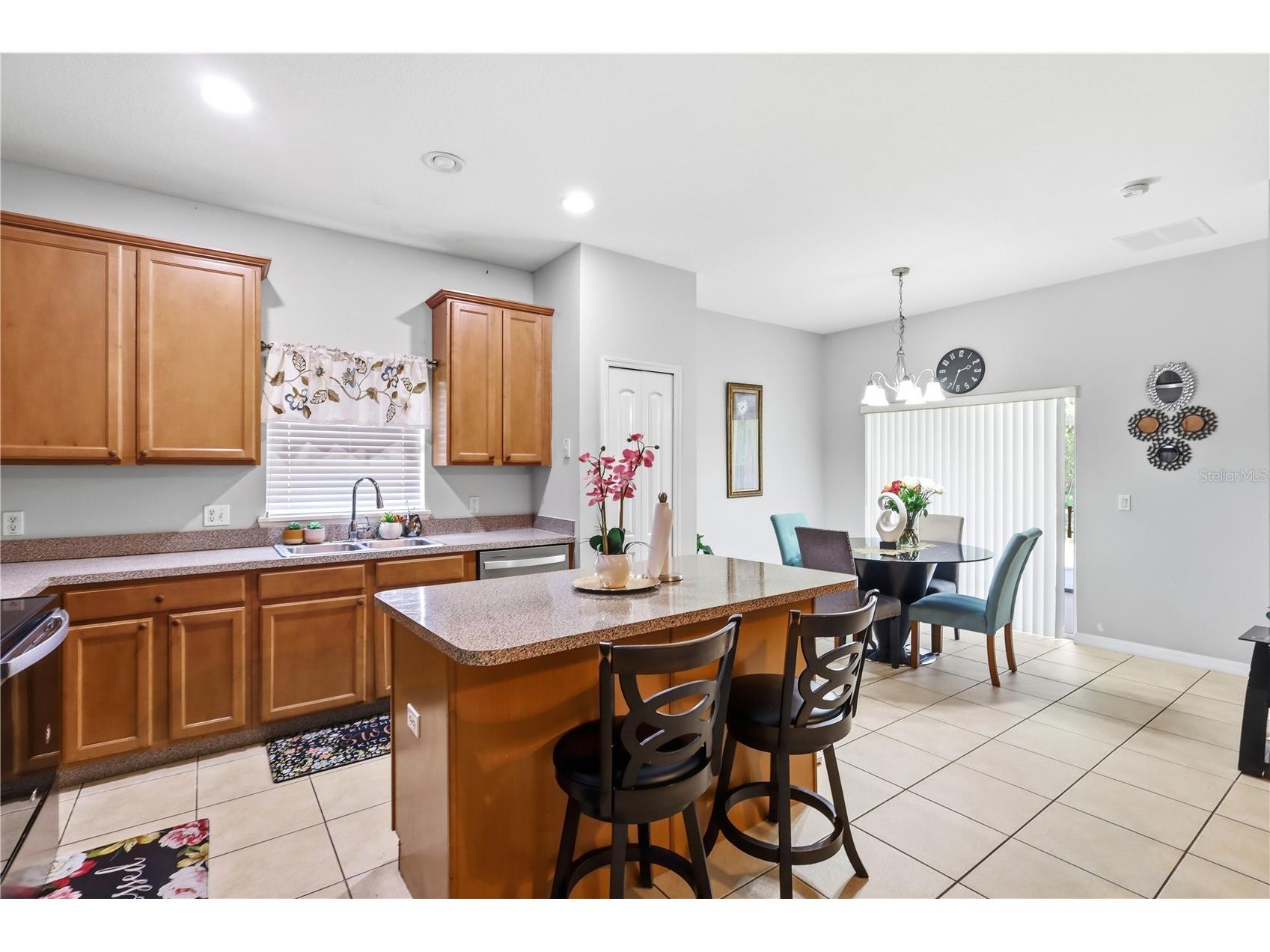 907 Hacienda Circle Kissimmee FL 34741 O6421949 image11