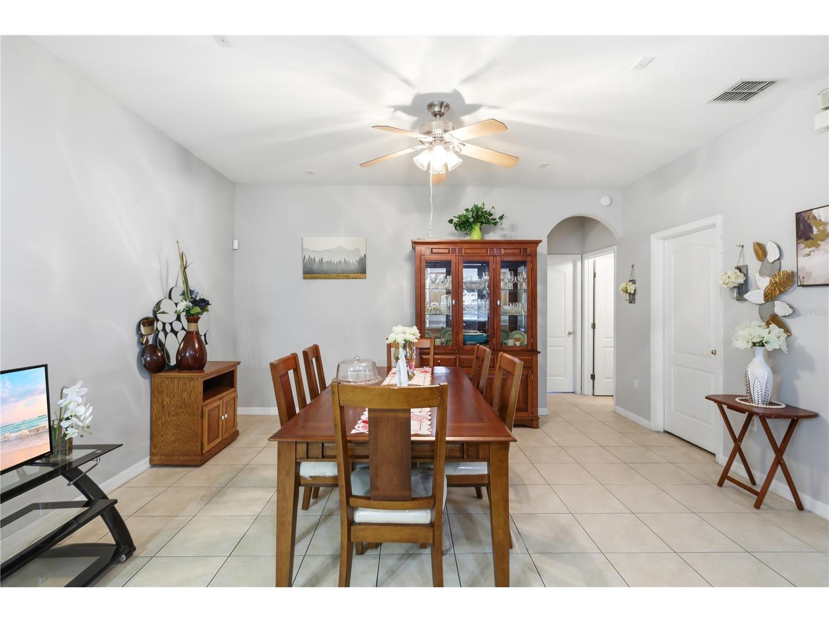 907 Hacienda Circle Kissimmee FL 34741 O6421949 image19
