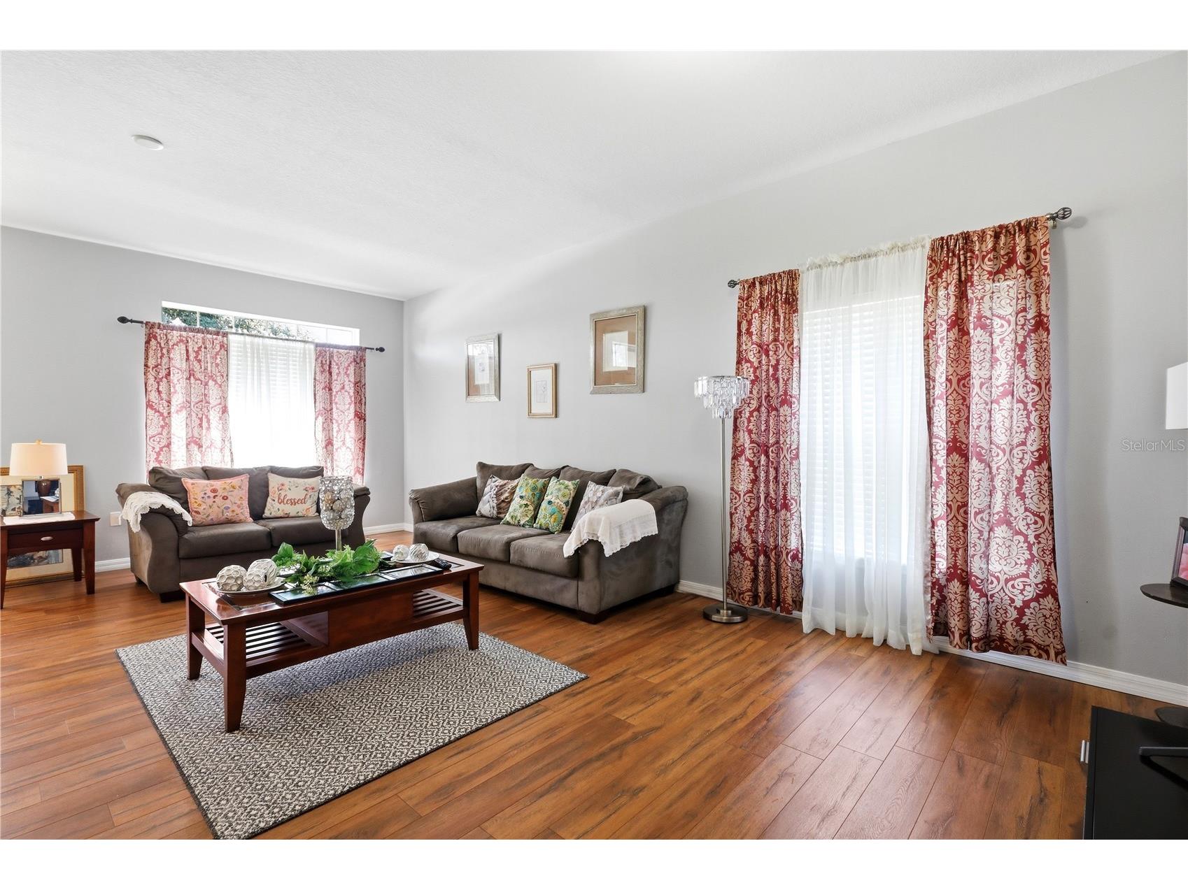 907 Hacienda Circle Kissimmee FL 34741 O6421949 image8