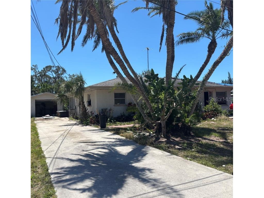 907 Hampton Road Nokomis FL 34275 A4649237 image1