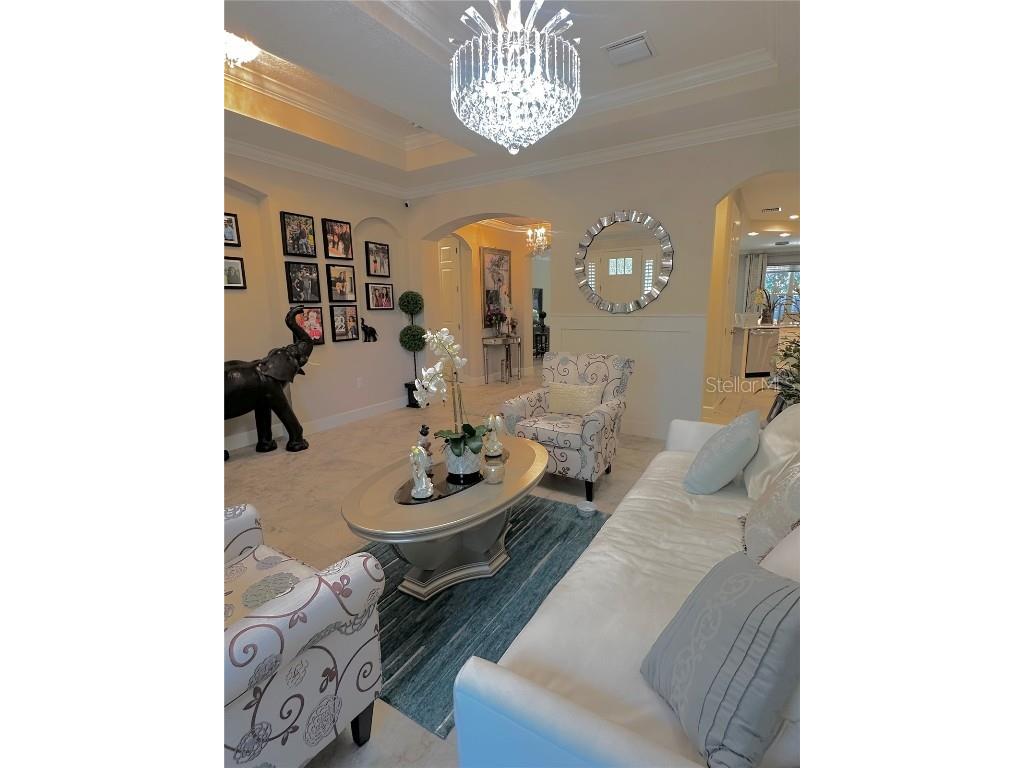 907 Heritage Groves Drive Brandon FL 33510 TB8414344 image12