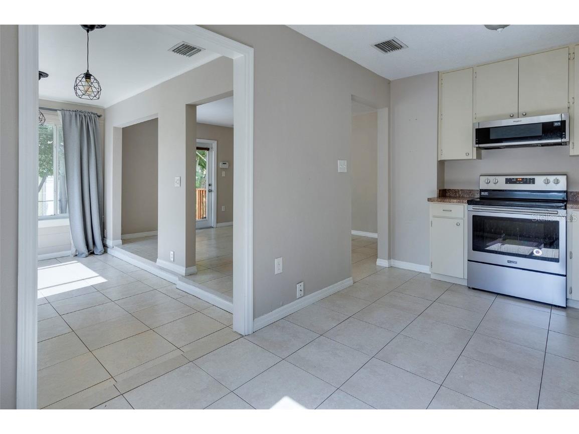 907 Hull Street S Gulfport FL 33707 TB8433684 image16