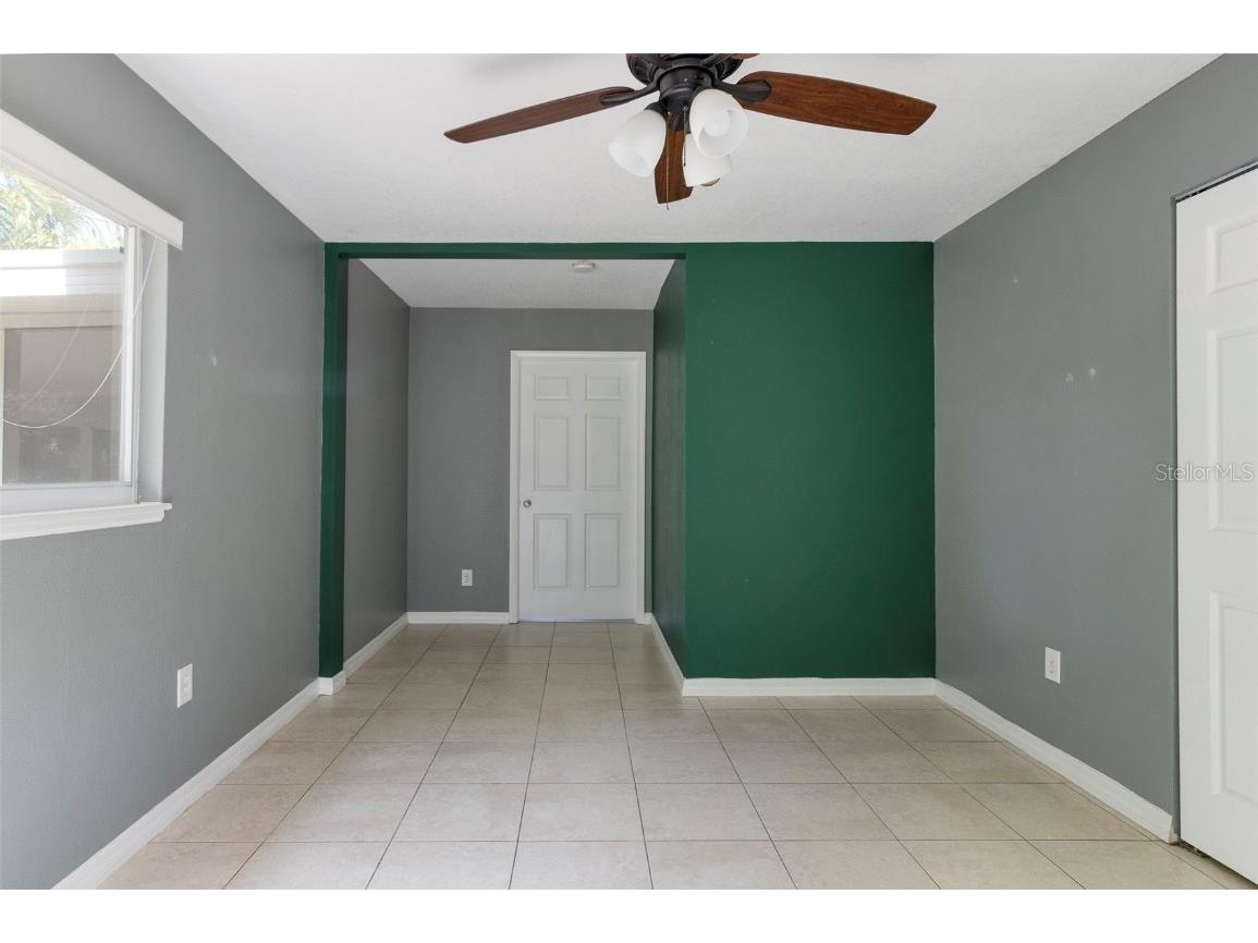 907 Hull Street S Gulfport FL 33707 TB8433684 image25