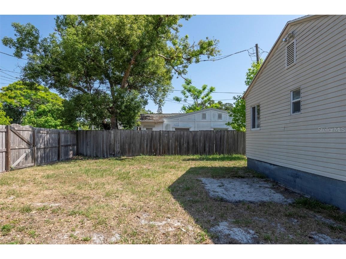 907 Hull Street S Gulfport FL 33707 TB8433684 image29