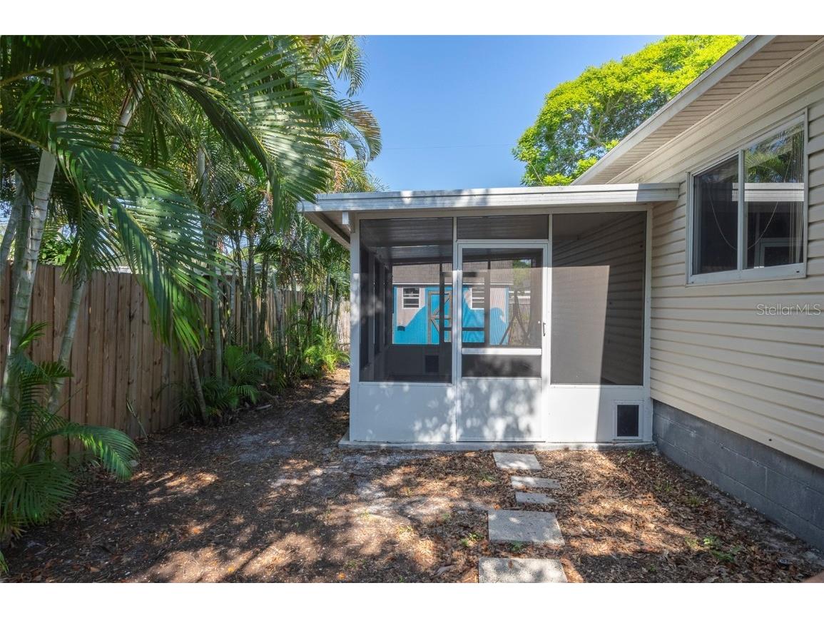 907 Hull Street S Gulfport FL 33707 TB8433684 image30