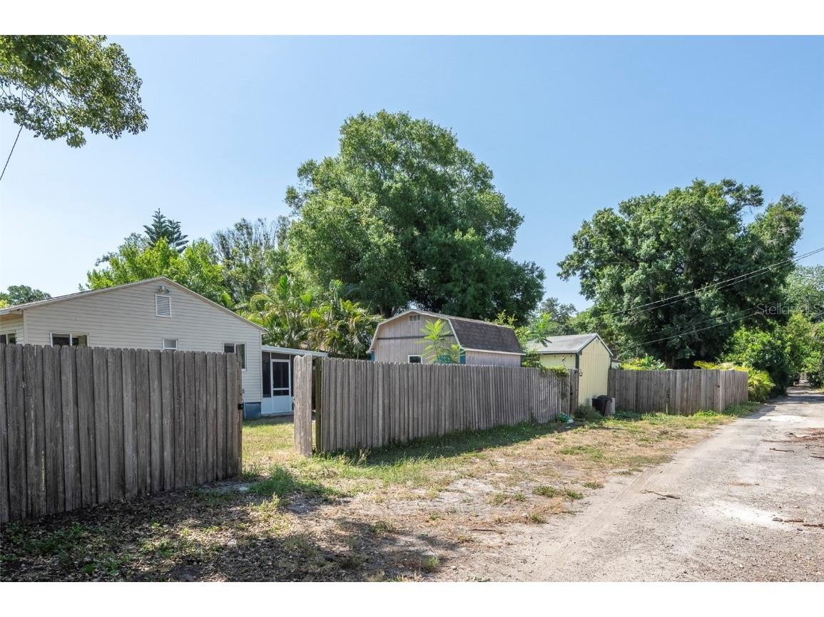 907 Hull Street S Gulfport FL 33707 TB8433684 image38