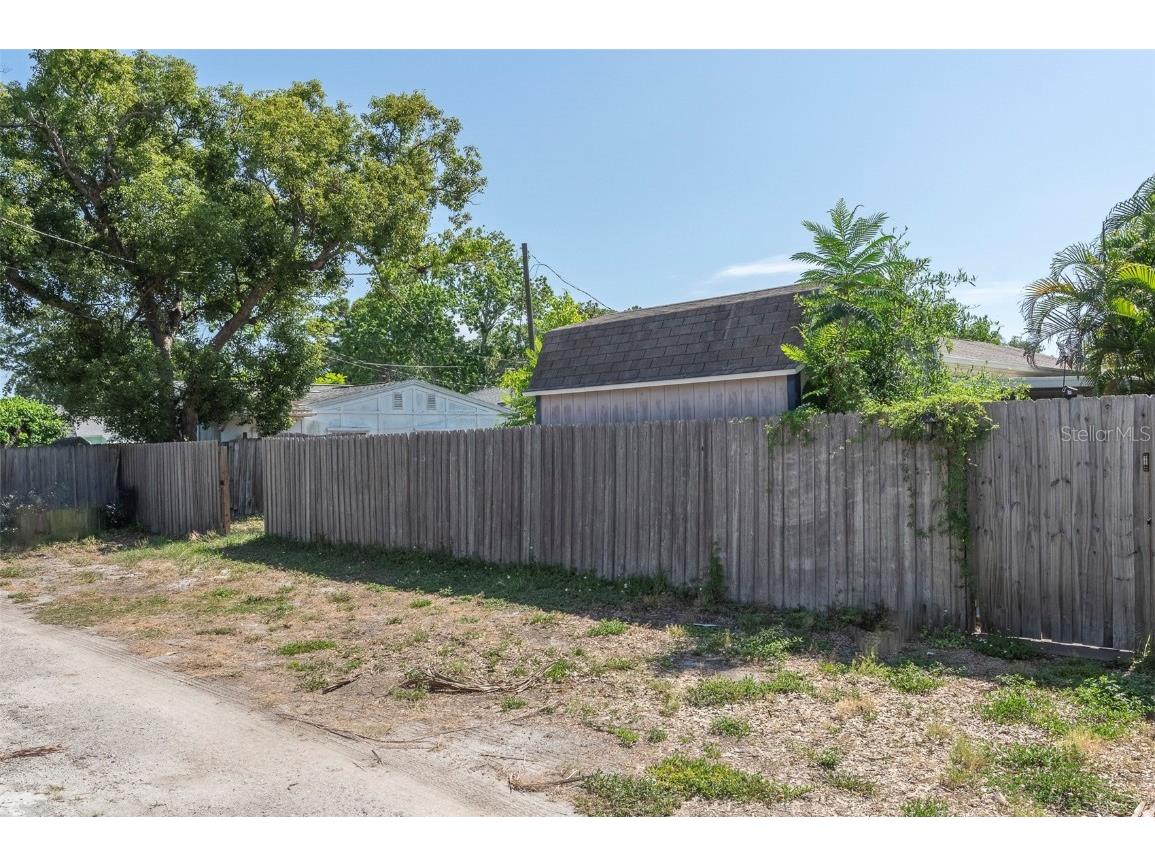 907 Hull Street S Gulfport FL 33707 TB8433684 image39