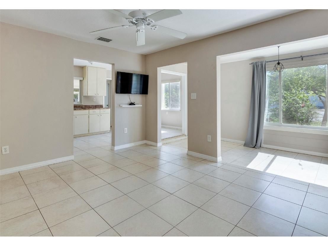 907 Hull Street S Gulfport FL 33707 TB8433684 image7