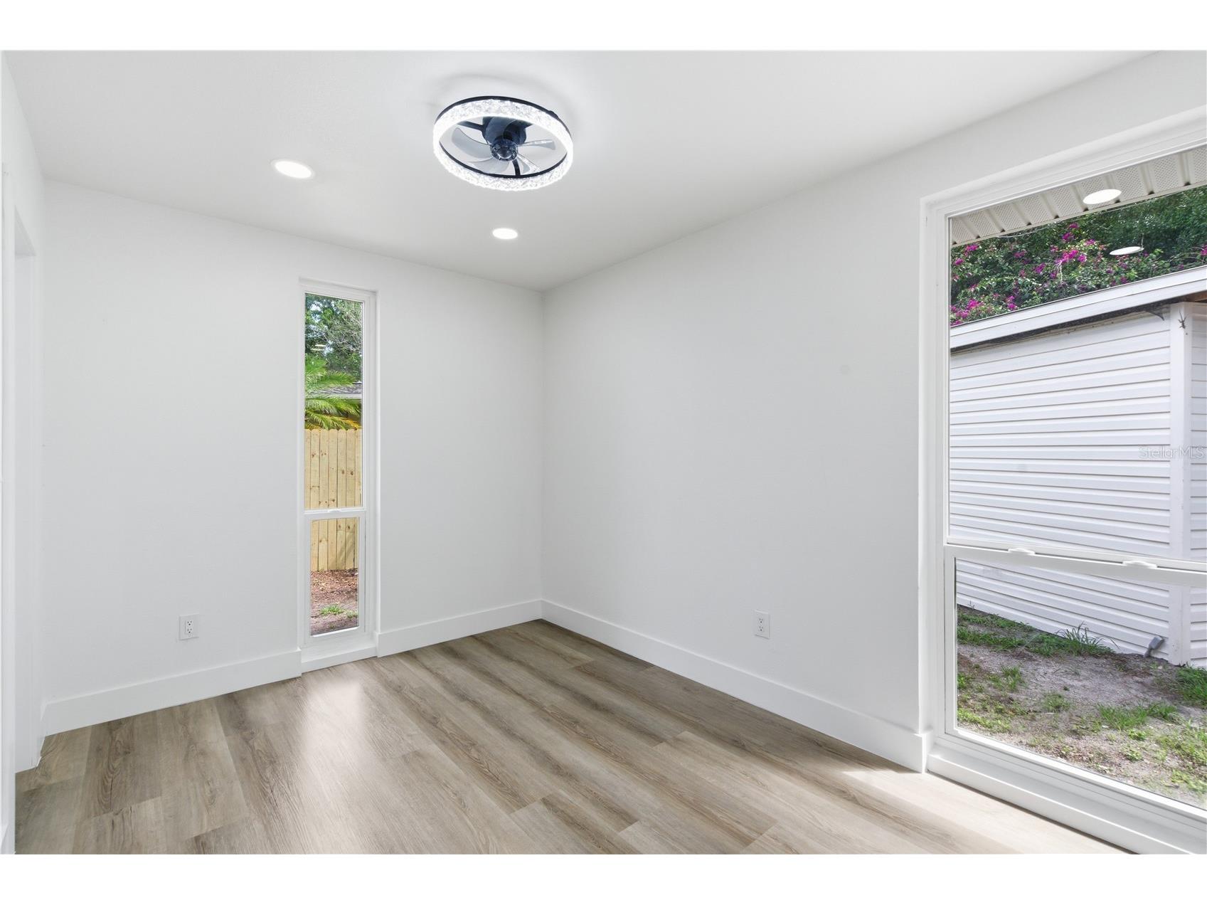 907 Leisure Avenue Tampa FL 33613 TB8515564 image15
