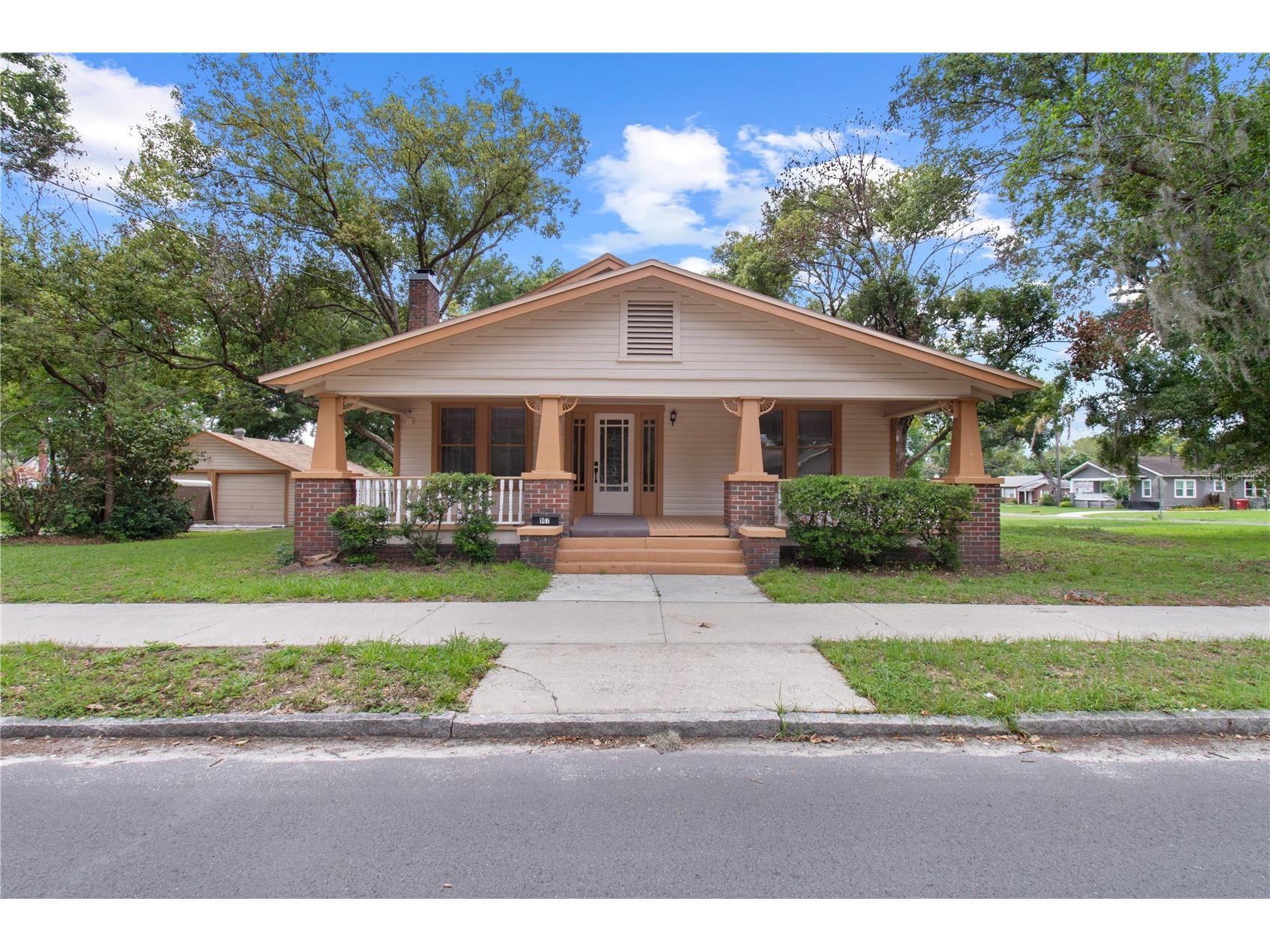 907 N Clark Street Plant City FL 33563 TB8520243 image1