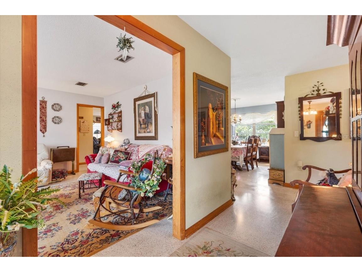 907 N Shore Drive Leesburg FL 34748 - LAKE GRIFFIN G5102062 image12