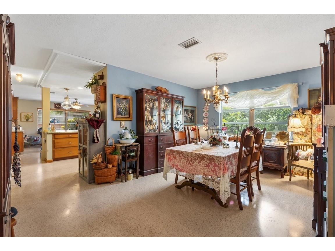 907 N Shore Drive Leesburg FL 34748 - LAKE GRIFFIN G5102062 image16