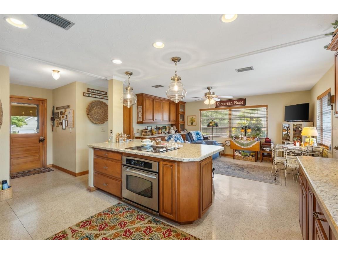 907 N Shore Drive Leesburg FL 34748 - LAKE GRIFFIN G5102062 image19