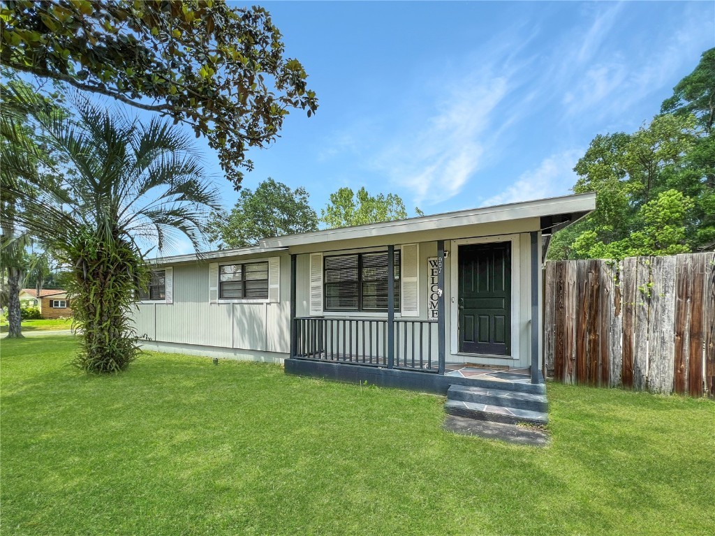 907 NE 44th Avenue Ocala FL 34470 OM656528 image1