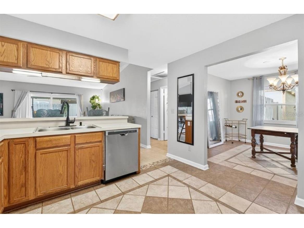 907 Old Field Drive Brandon FL 33511 TB8409265 image10