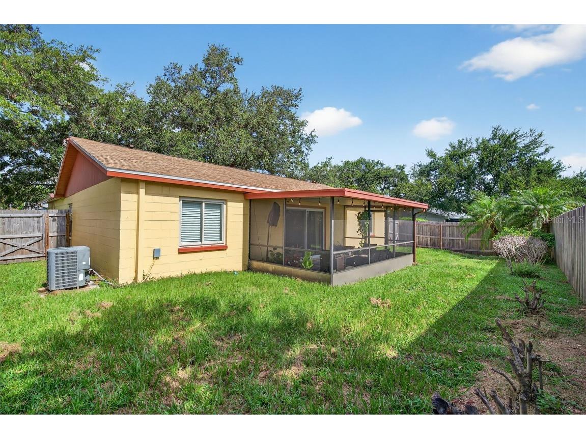 907 Old Field Drive Brandon FL 33511 TB8409265 image20