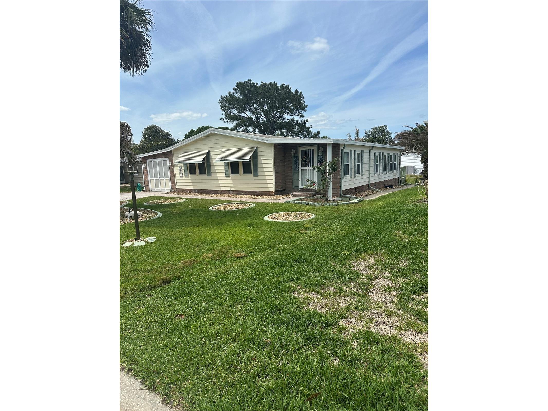 907 Orchid Street The Villages FL 32159 G5111273 image1