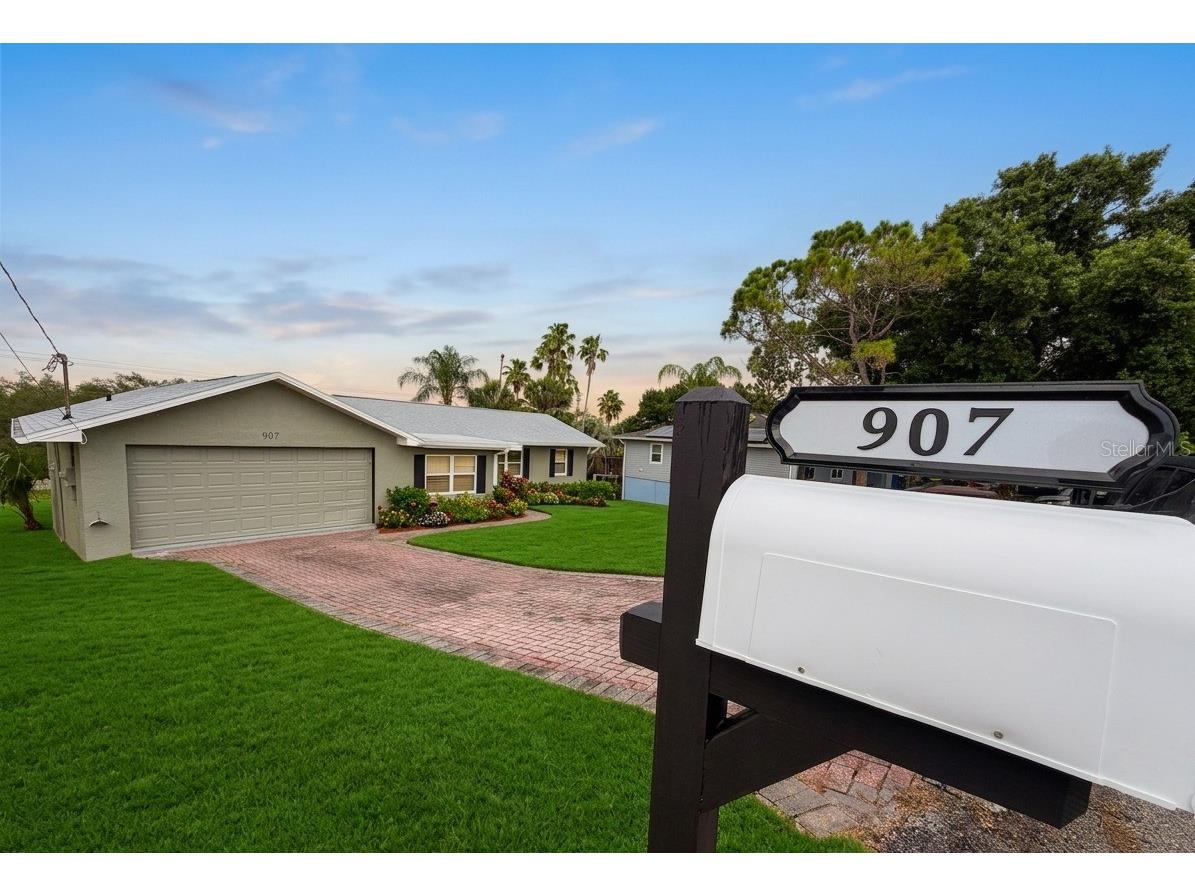 907 Valentina Drive Dundee FL 33838 S5152144 image1