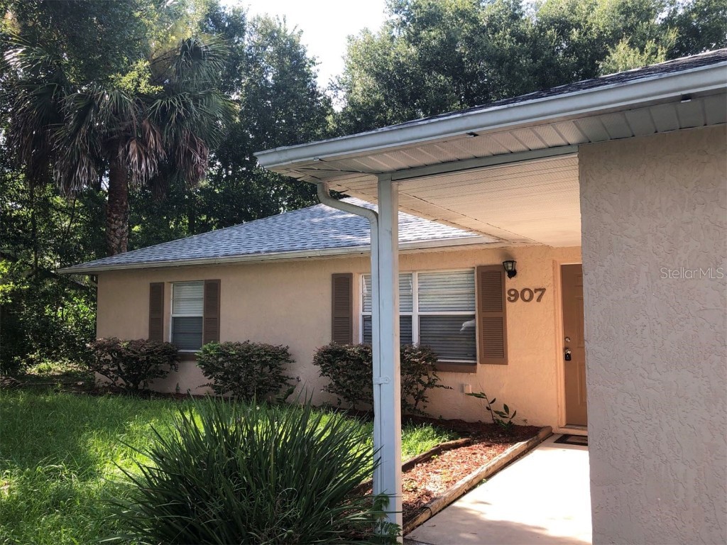 907 W Rich Avenue Deland FL 32720 O6100914 image1