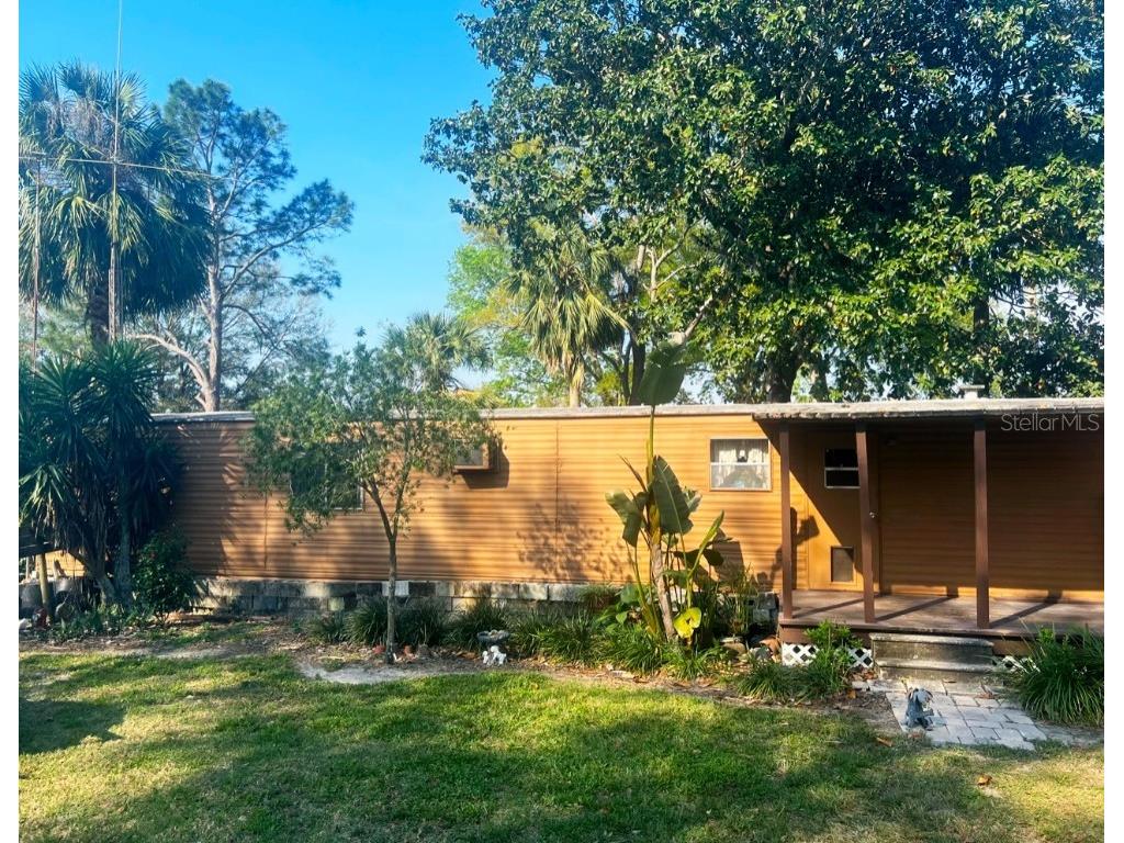 9070 SE 183rd Avenue Ocklawaha FL 32179 - Long Lake OM654058 image1