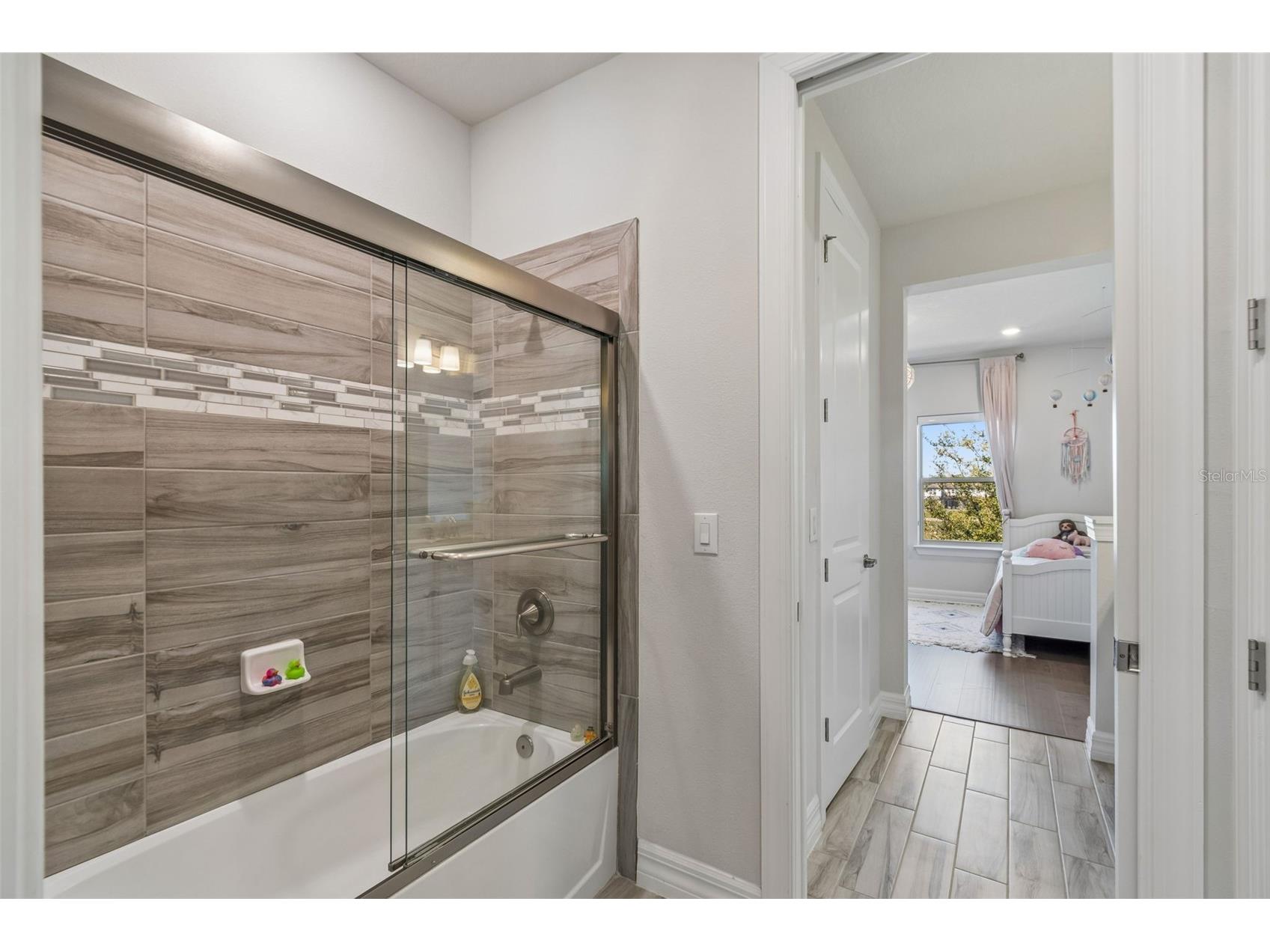 9070 Woodland Forest Road Orlando FL 32836 O6421339 image77