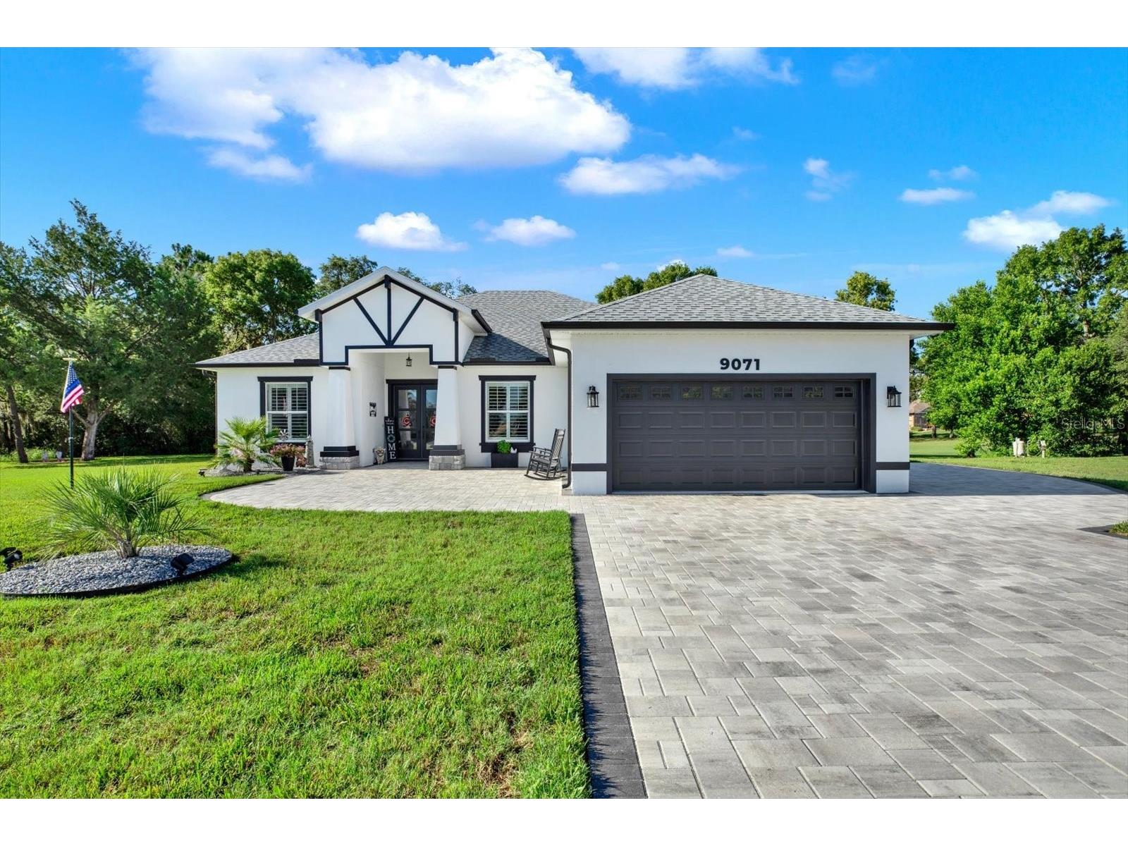 9071 Lenore Court Weeki Wachee FL 34613 W7887348 image1