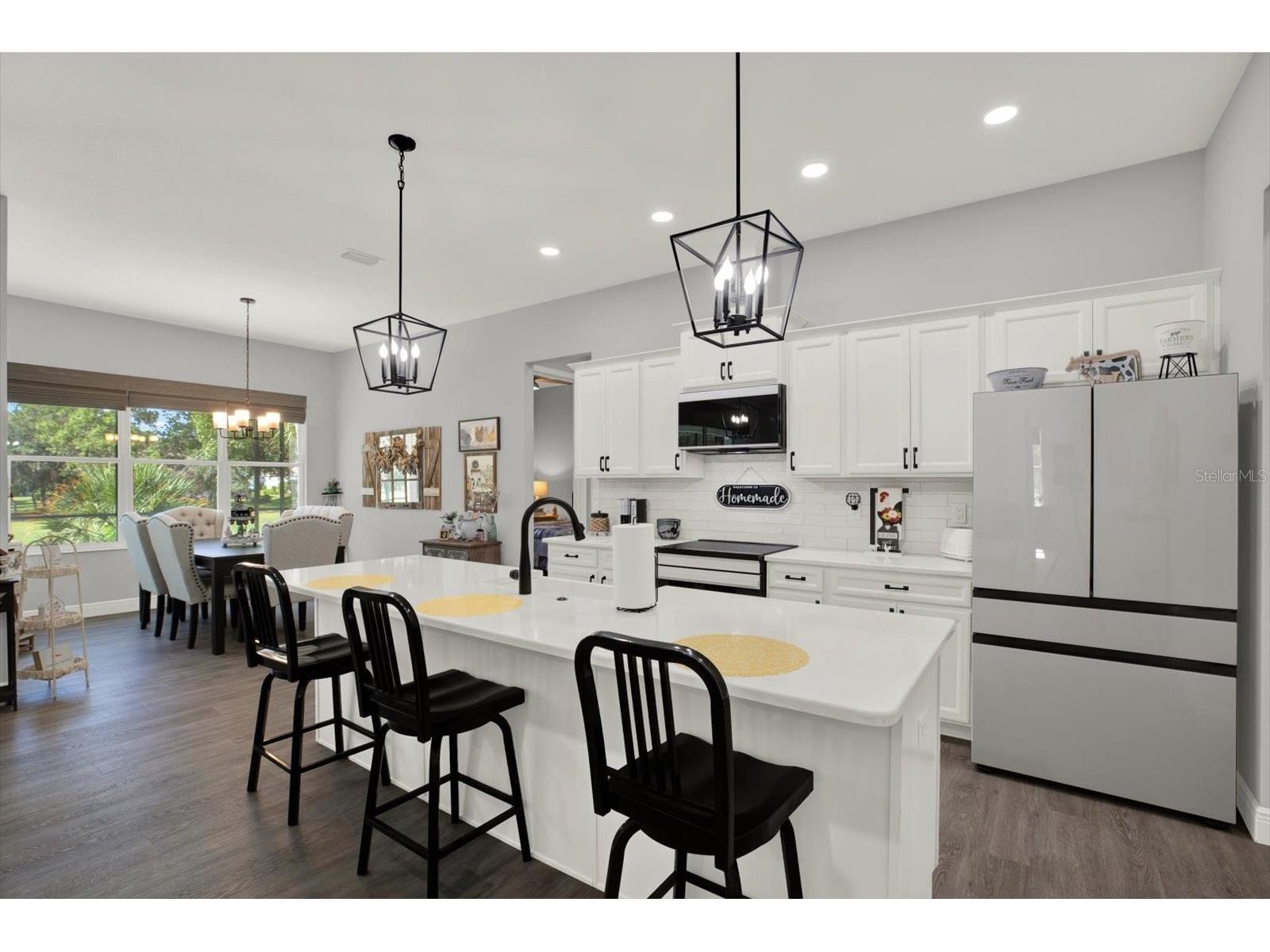 9071 Lenore Court Weeki Wachee FL 34613 W7887348 image3