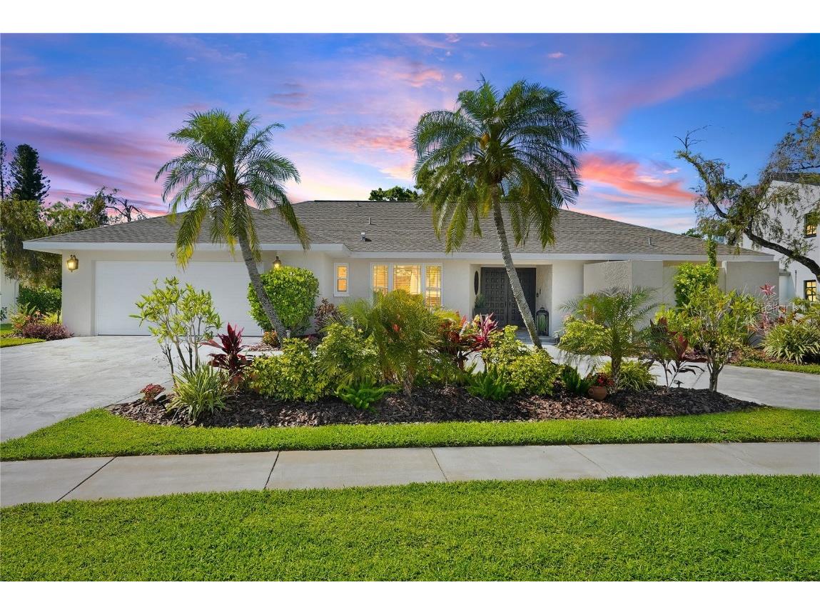 9072 Baywood Park Drive Seminole FL 33777 - BAYWOOD PARK POND TB8377265 image1