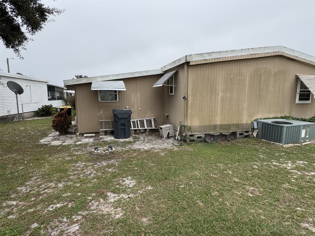 9072 Lake Point Boulevard Lake Wales FL 33898 - LAKE WALK IN WATER P4936659 image5