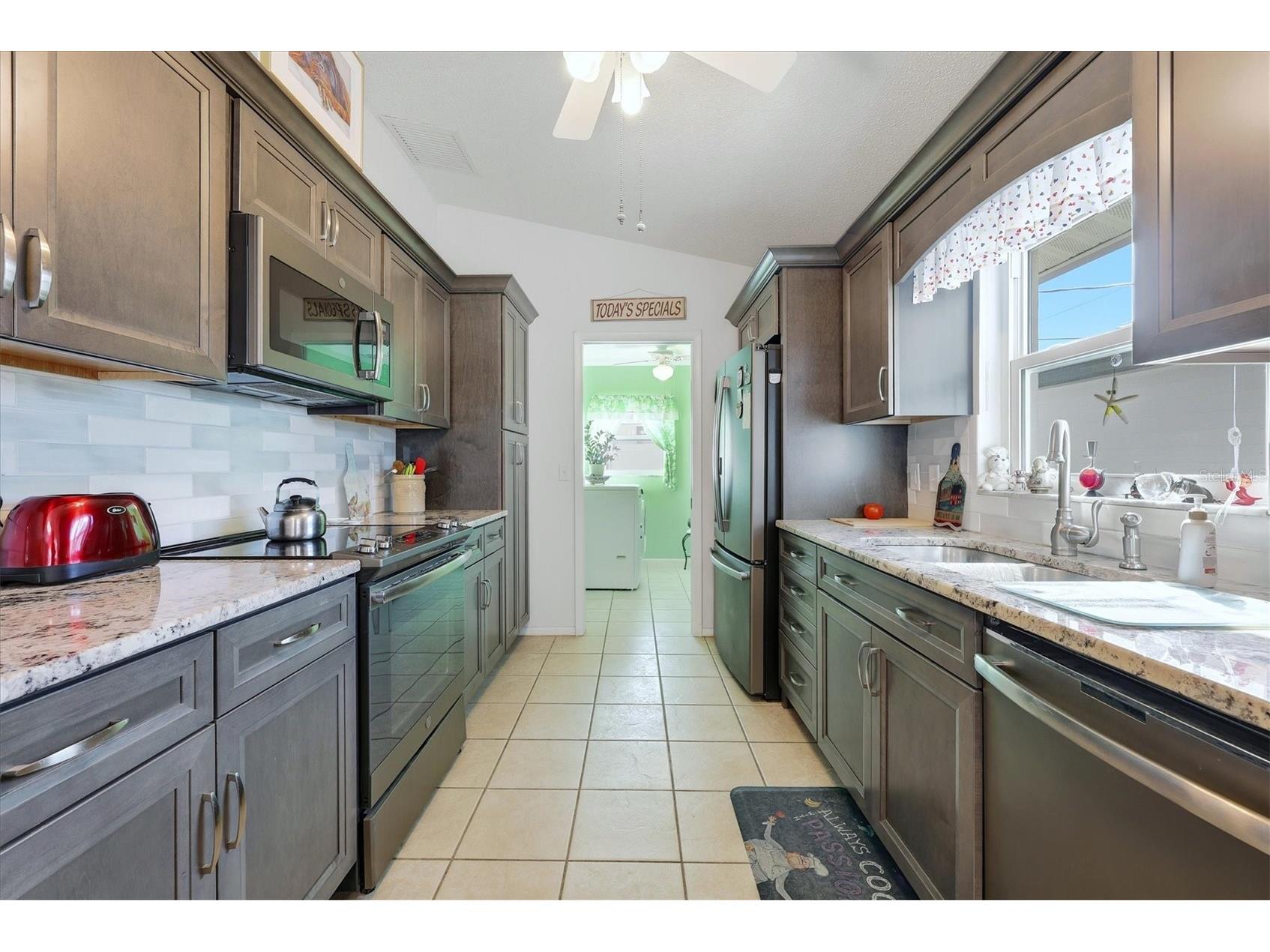 9075 Big Star Avenue Englewood FL 34224 D6146196 image14