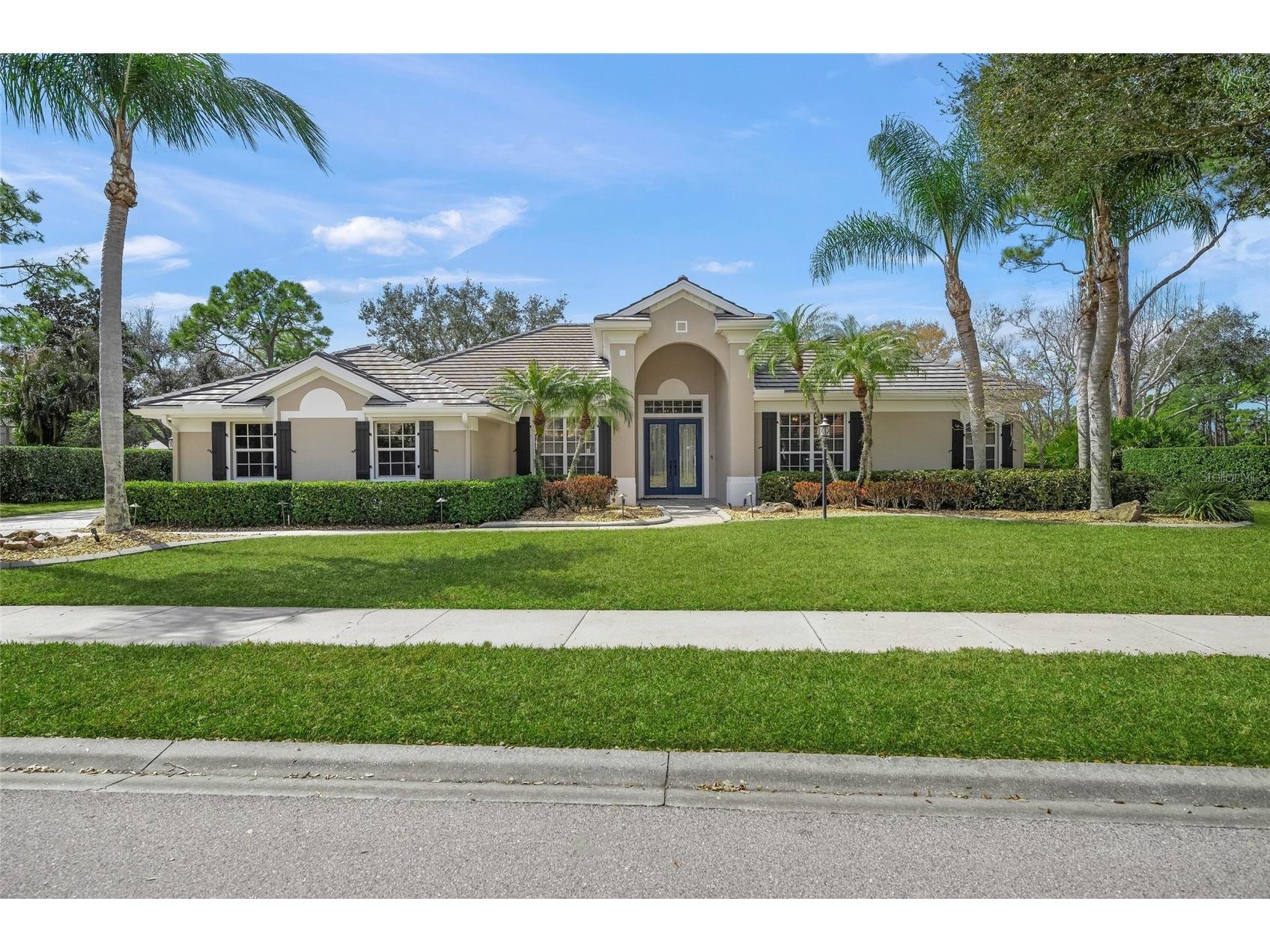 9075 Misty Creek Drive Sarasota FL 34241 A4681366 image2