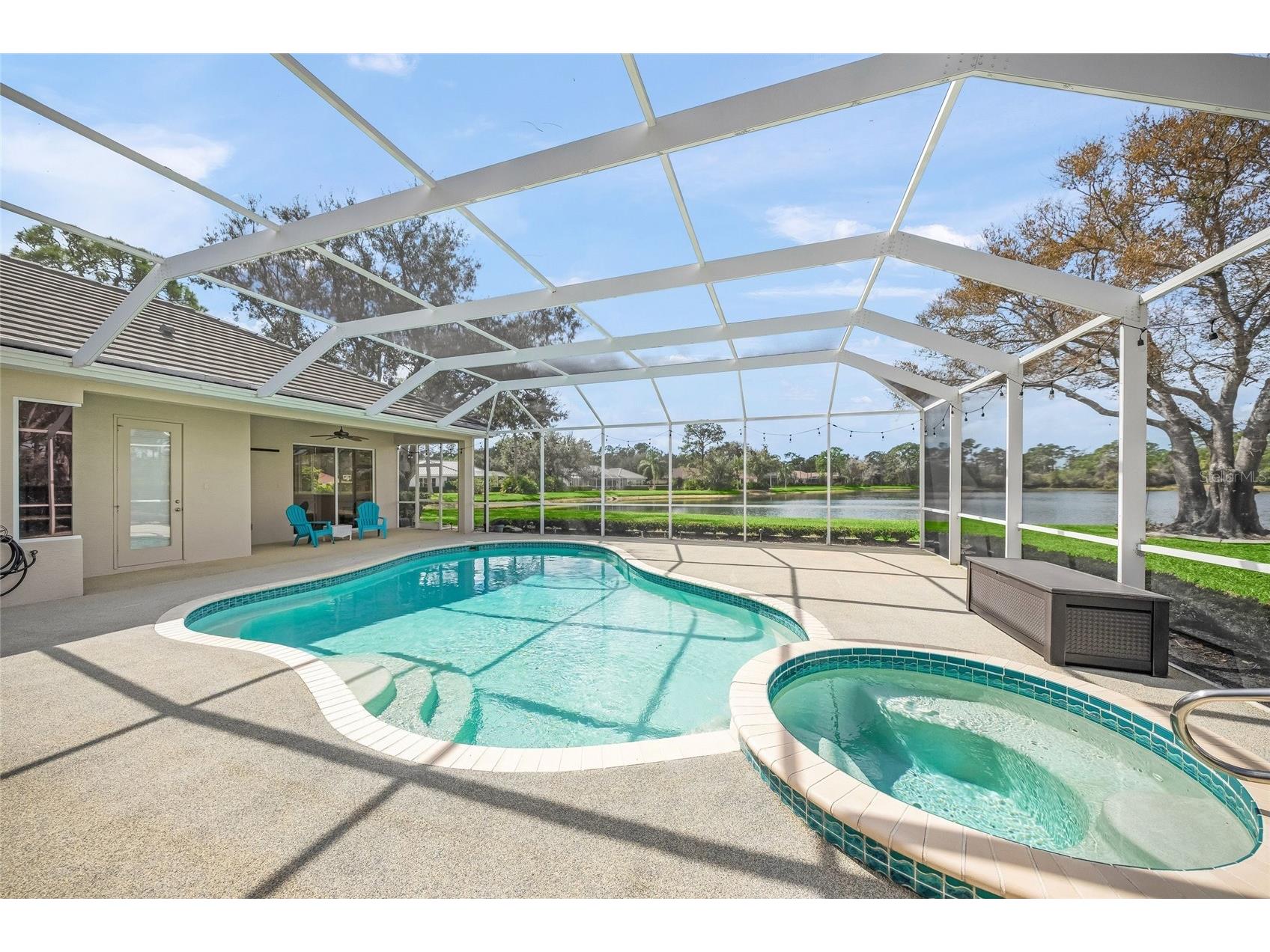 9075 Misty Creek Drive Sarasota FL 34241 A4681366 image4