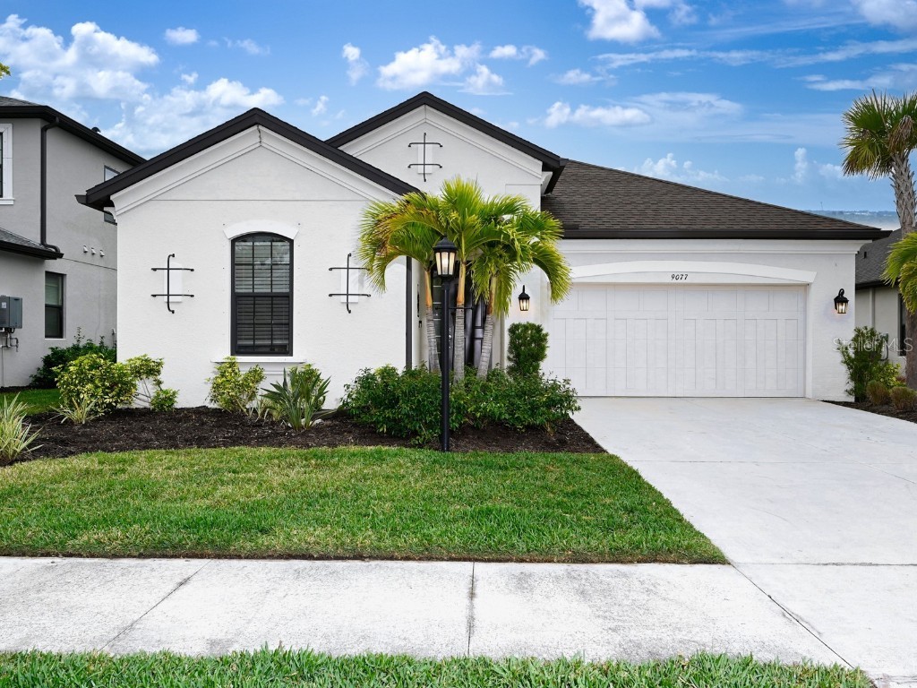 9077 Luna Lane Sarasota FL 34241 A4595078 image1