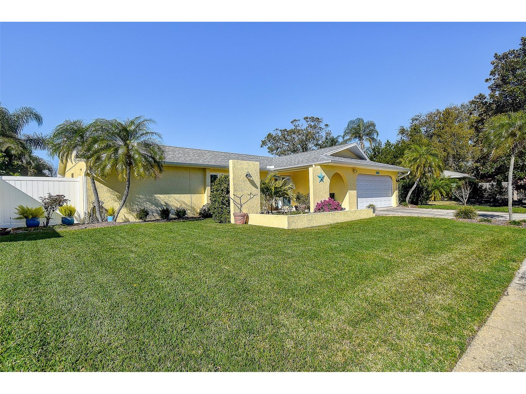 9078 134th Way Seminole FL 33776 TB8466060 image2