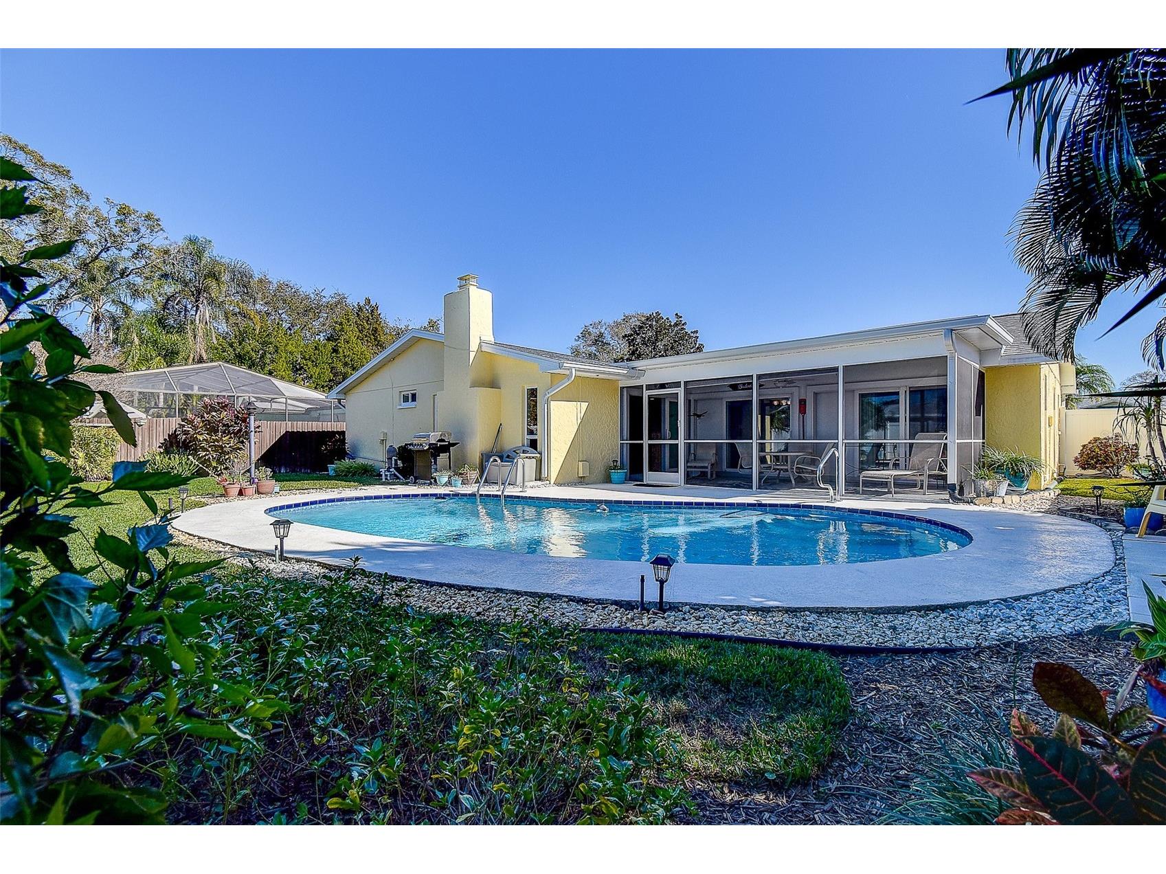 9078 134th Way Seminole FL 33776 TB8466060 image36