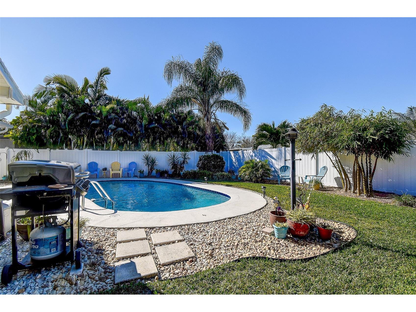 9078 134th Way Seminole FL 33776 TB8466060 image38