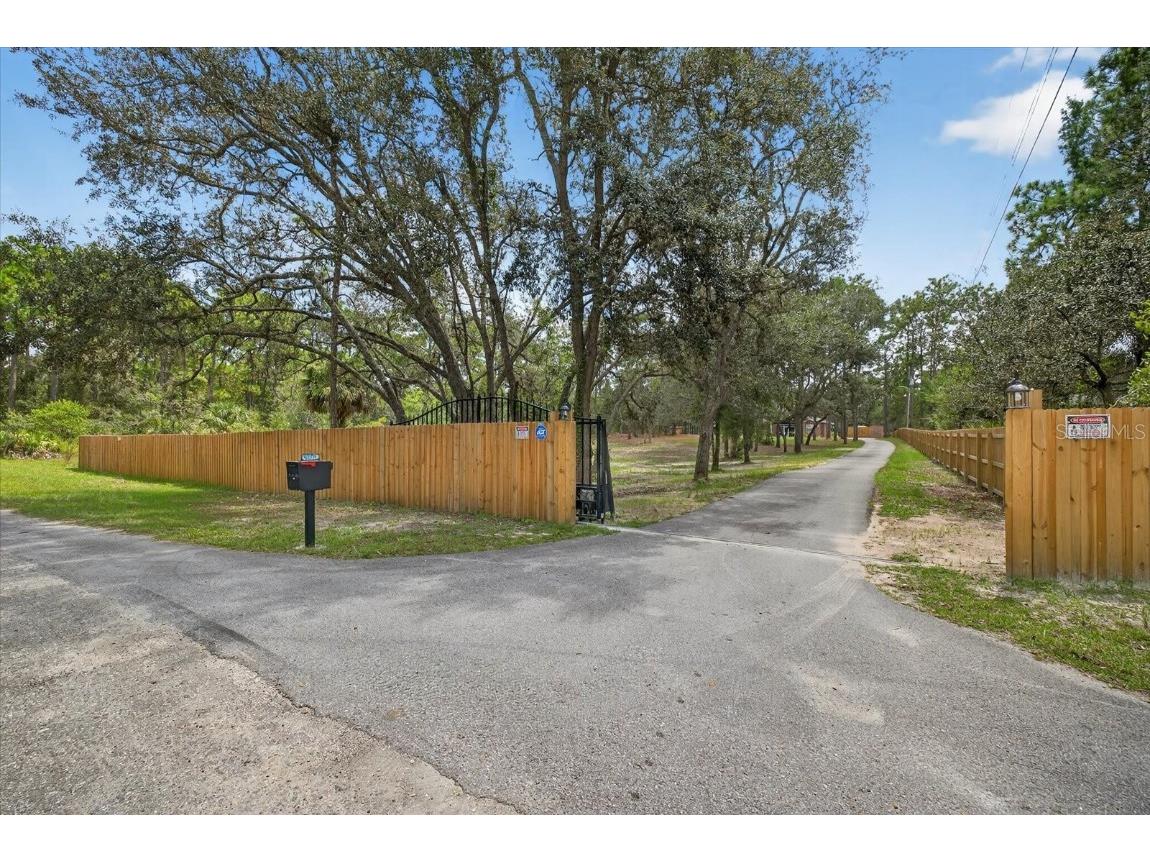 9078 Birmingham Avenue Weeki Wachee FL 34613 TB8423857 image11