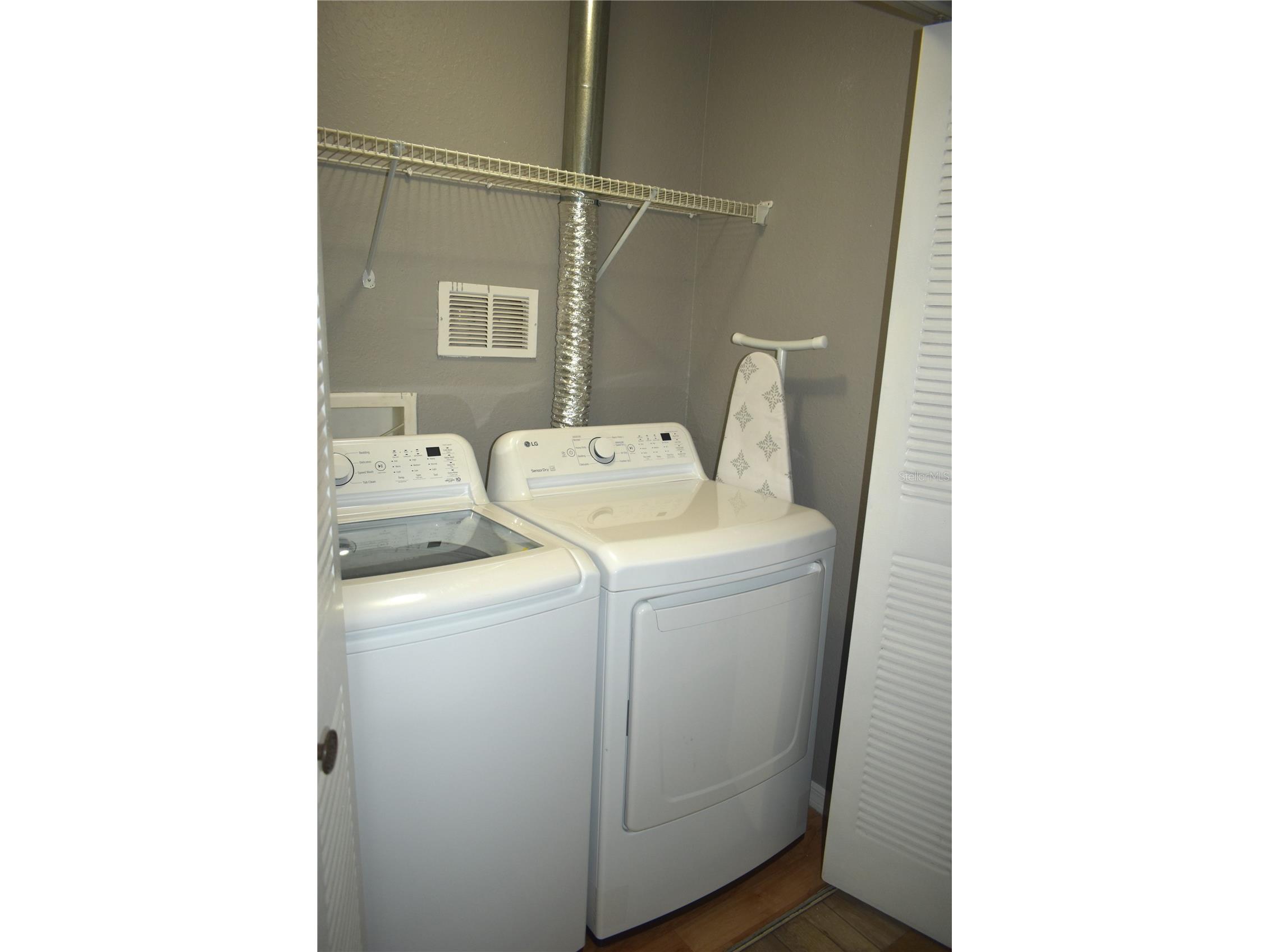 9078 Lake Chase Island Way Tampa FL 33626 W7885825 image28