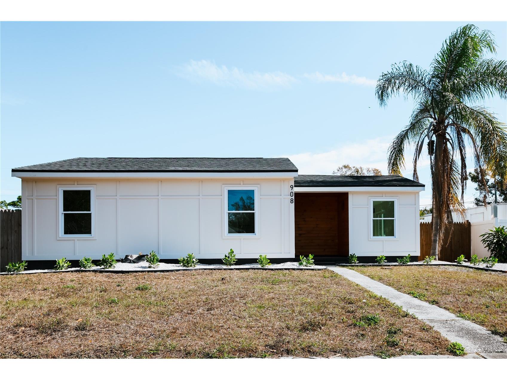 908 61st Street S Gulfport FL 33707 TB8473045 image2